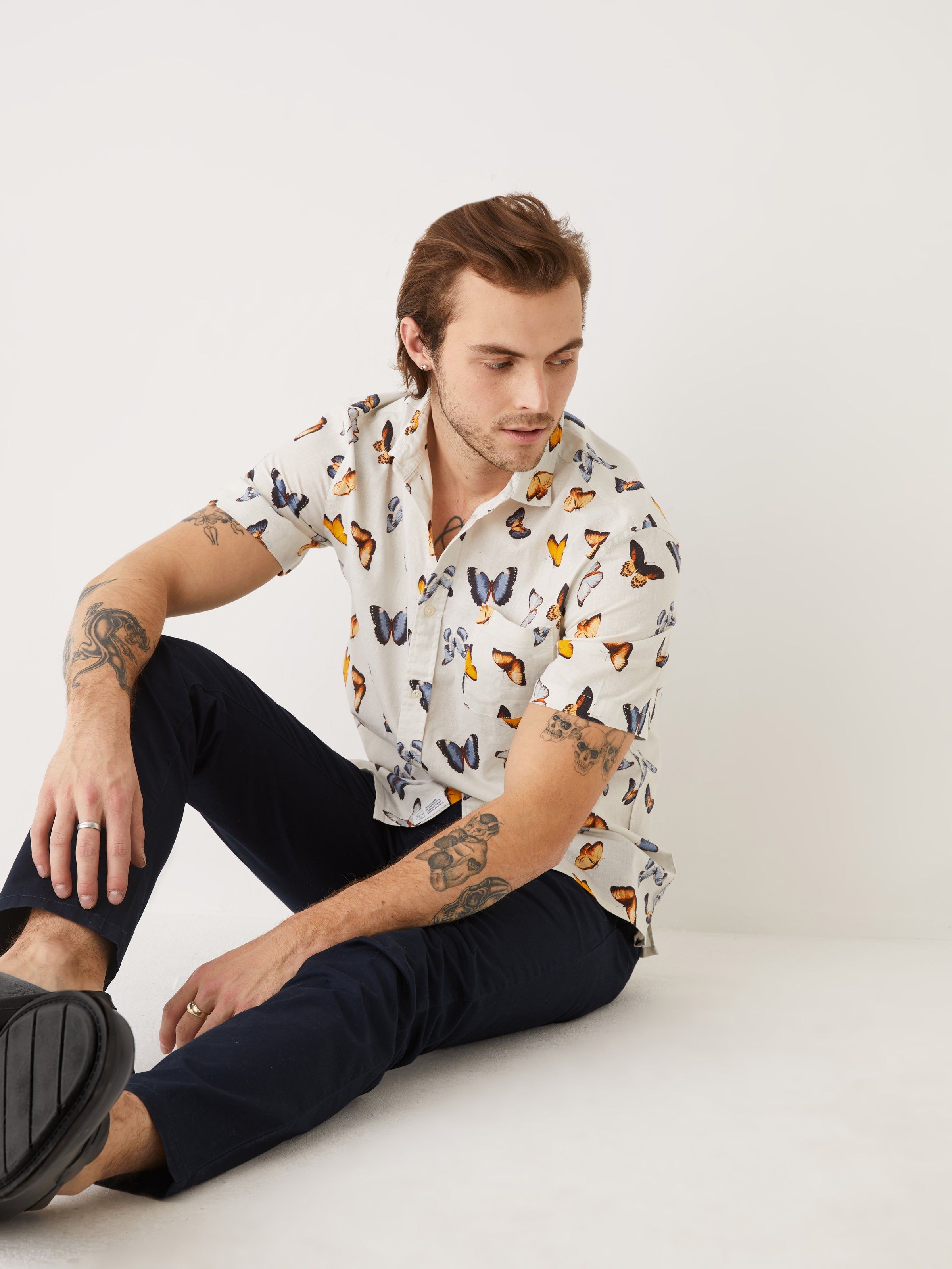 The Short Sleeve Hemp Shirt in White sold by Frank & Oak product image thumbnail 6