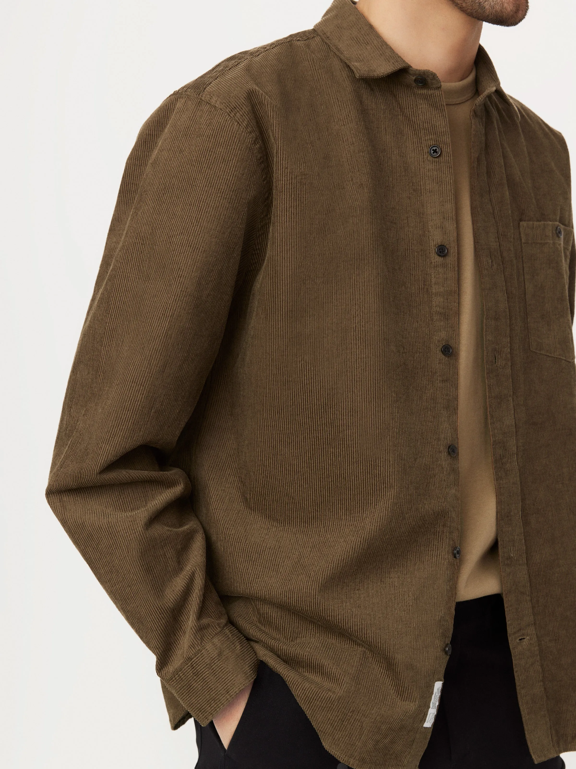 The Light Corduroy Shirt in Tuscany Green sold by Frank & Oak product image thumbnail 2
