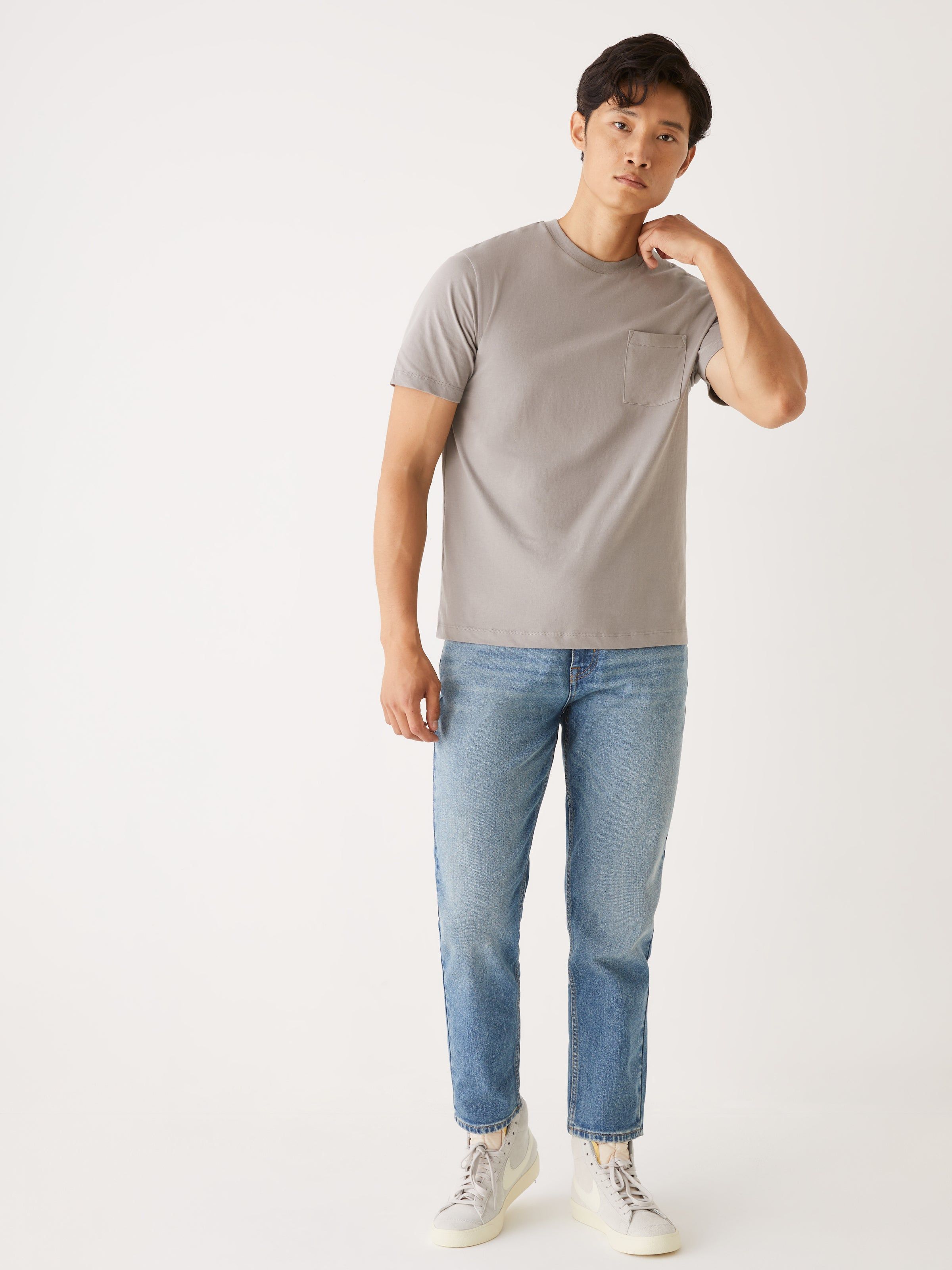 The Relaxed Fit Essential T-Shirt in Grey sold by Frank & Oak product image thumbnail 2