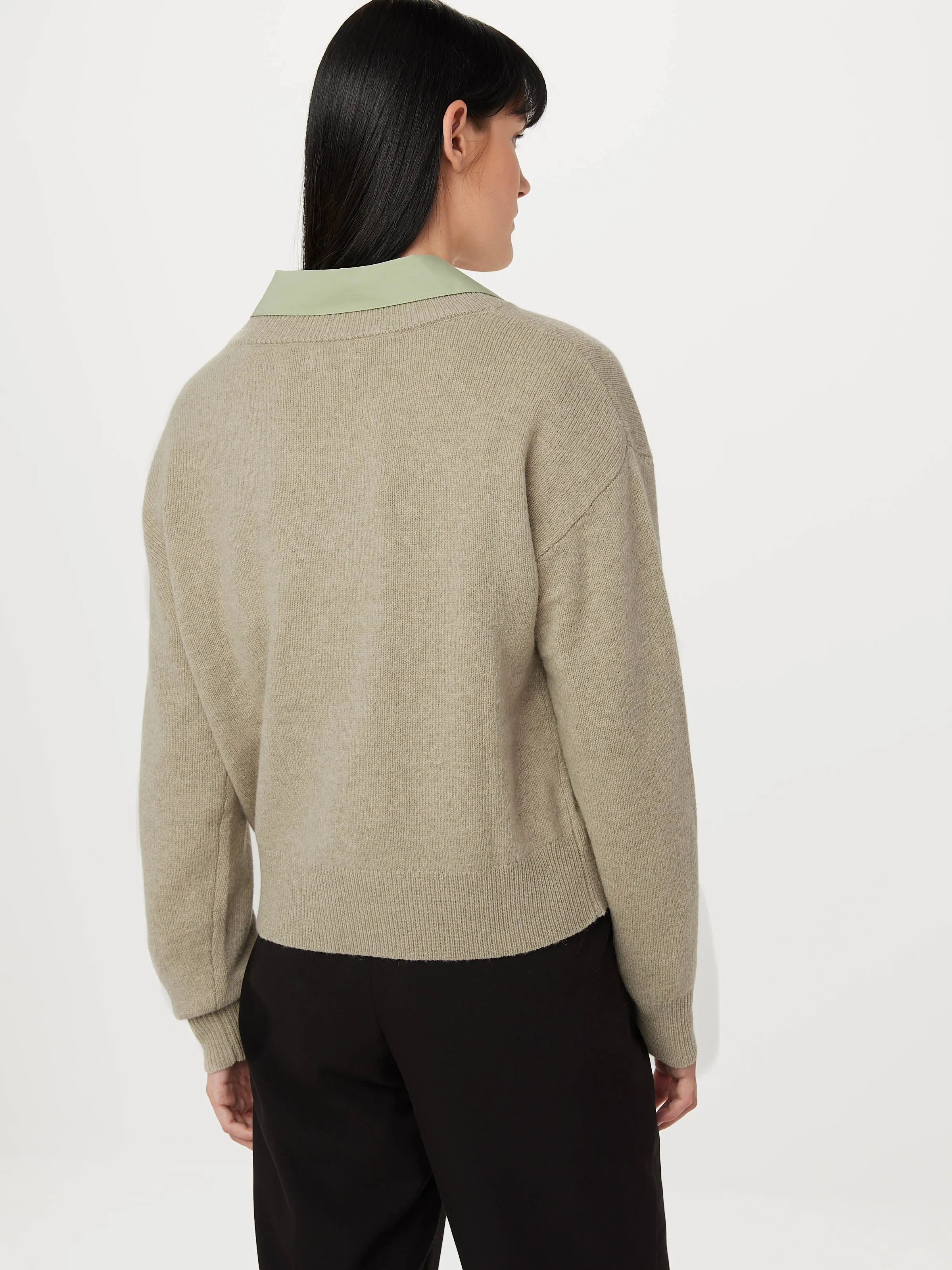 The Yak Wool V Neck Sweater in Fog sold by Frank & Oak product image thumbnail 3