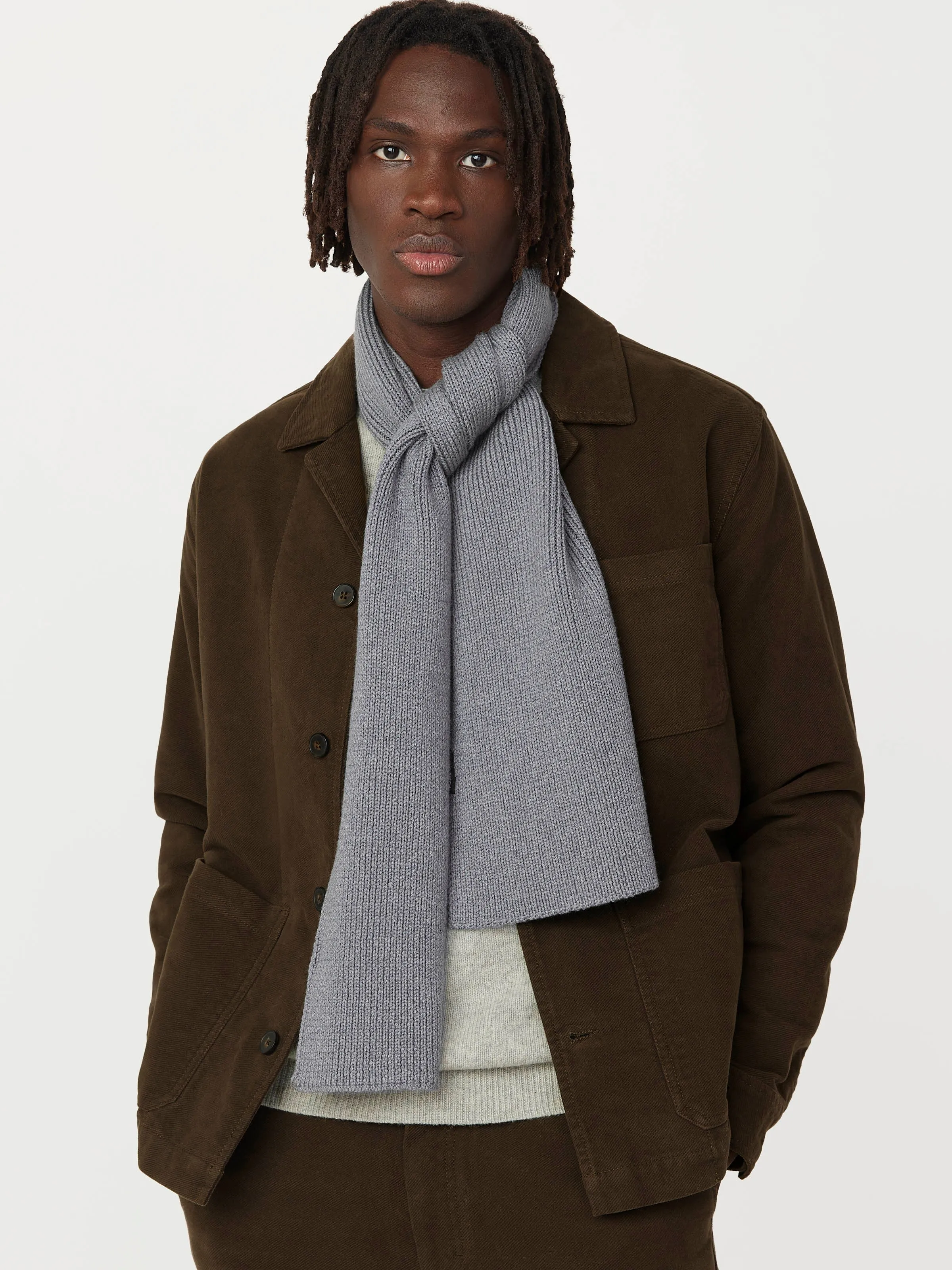 The Merino Wool Scarf in Medium Grey sold by Frank & Oak product image thumbnail 2