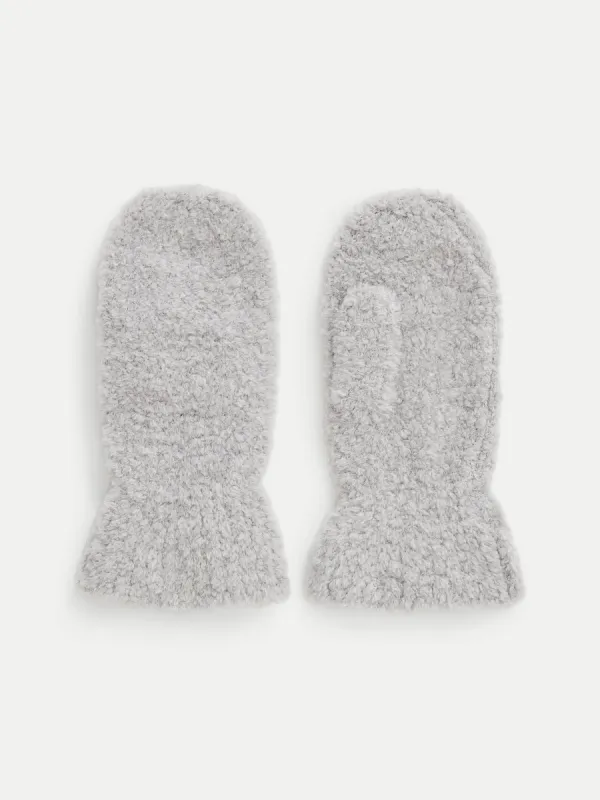 The Fuzzy Merino Wool Mittens in Light Grey sold by Frank & Oak