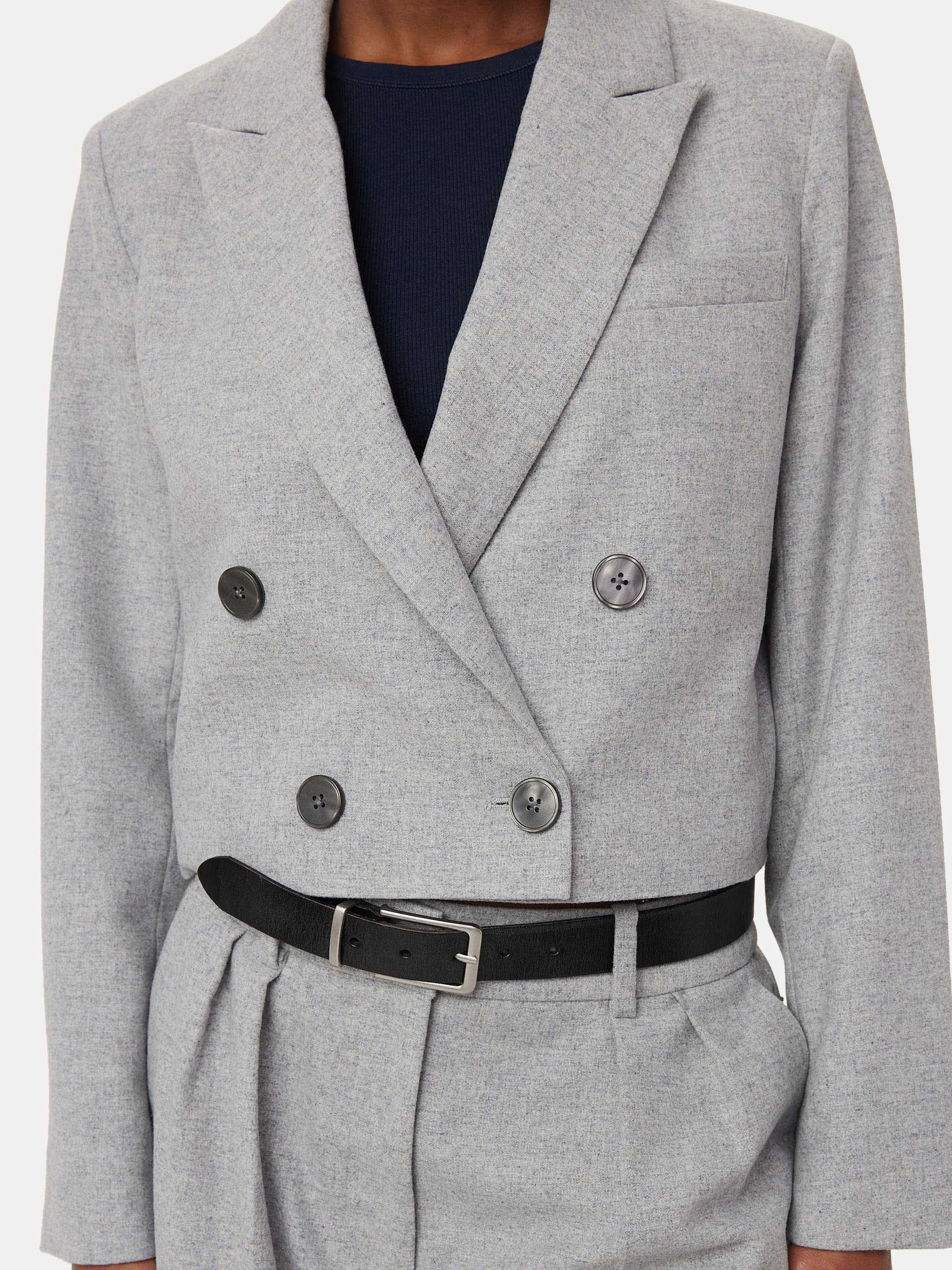 The Cropped Double Breasted Blazer in Light Grey sold by Frank & Oak product image thumbnail 3