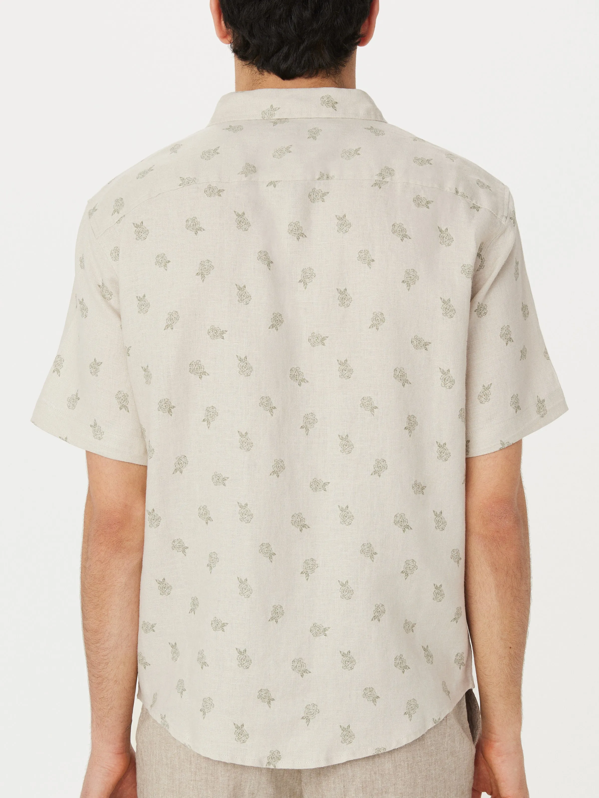 The Short Sleeve Linen Shirt in Natural Light sold by Frank & Oak product image thumbnail 4