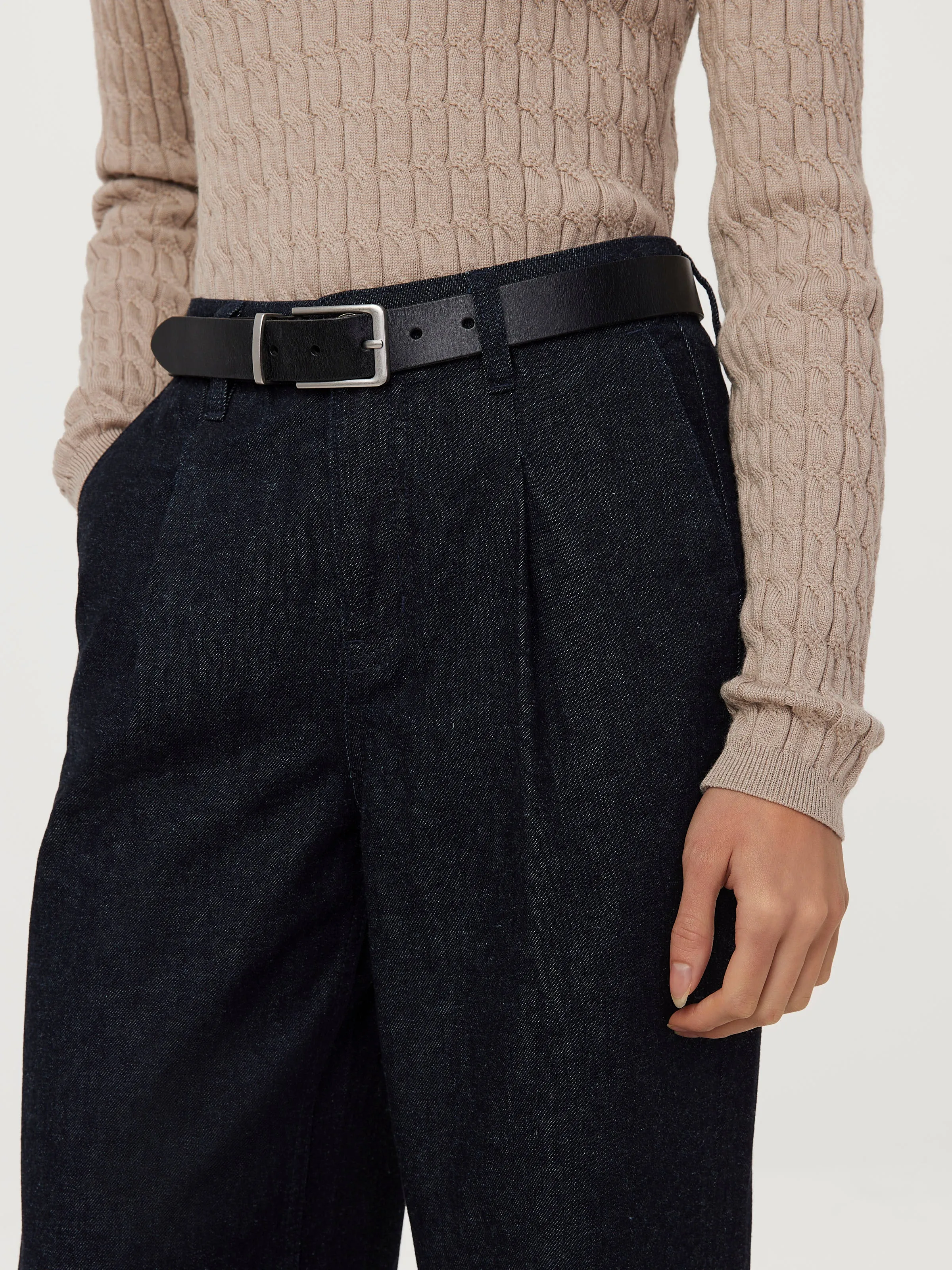 The Joni Wide Leg Jean in Dark Wash sold by Frank & Oak product image thumbnail 2