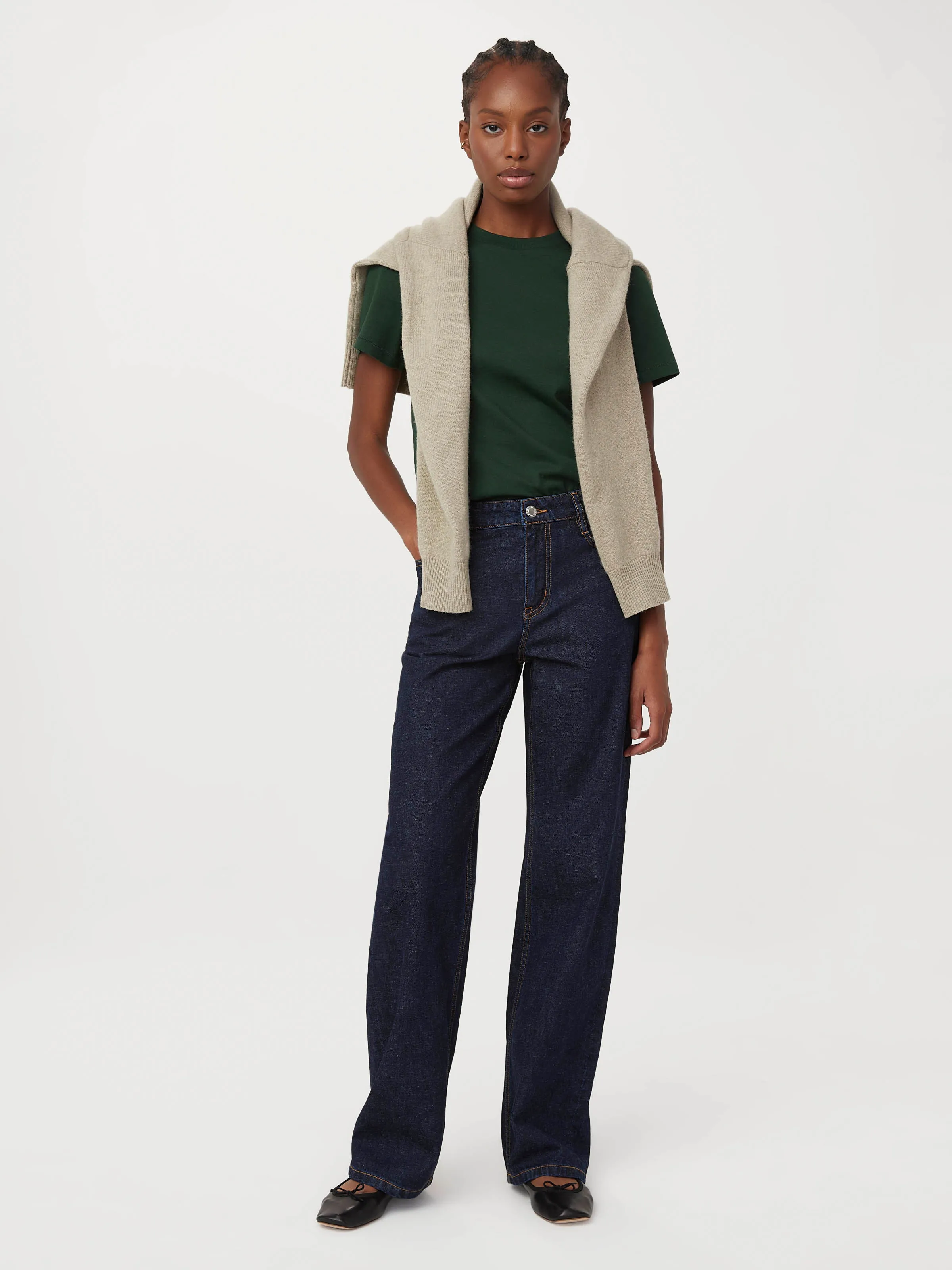 The Essential Tee in Pine Grove sold by Frank & Oak product image thumbnail 4