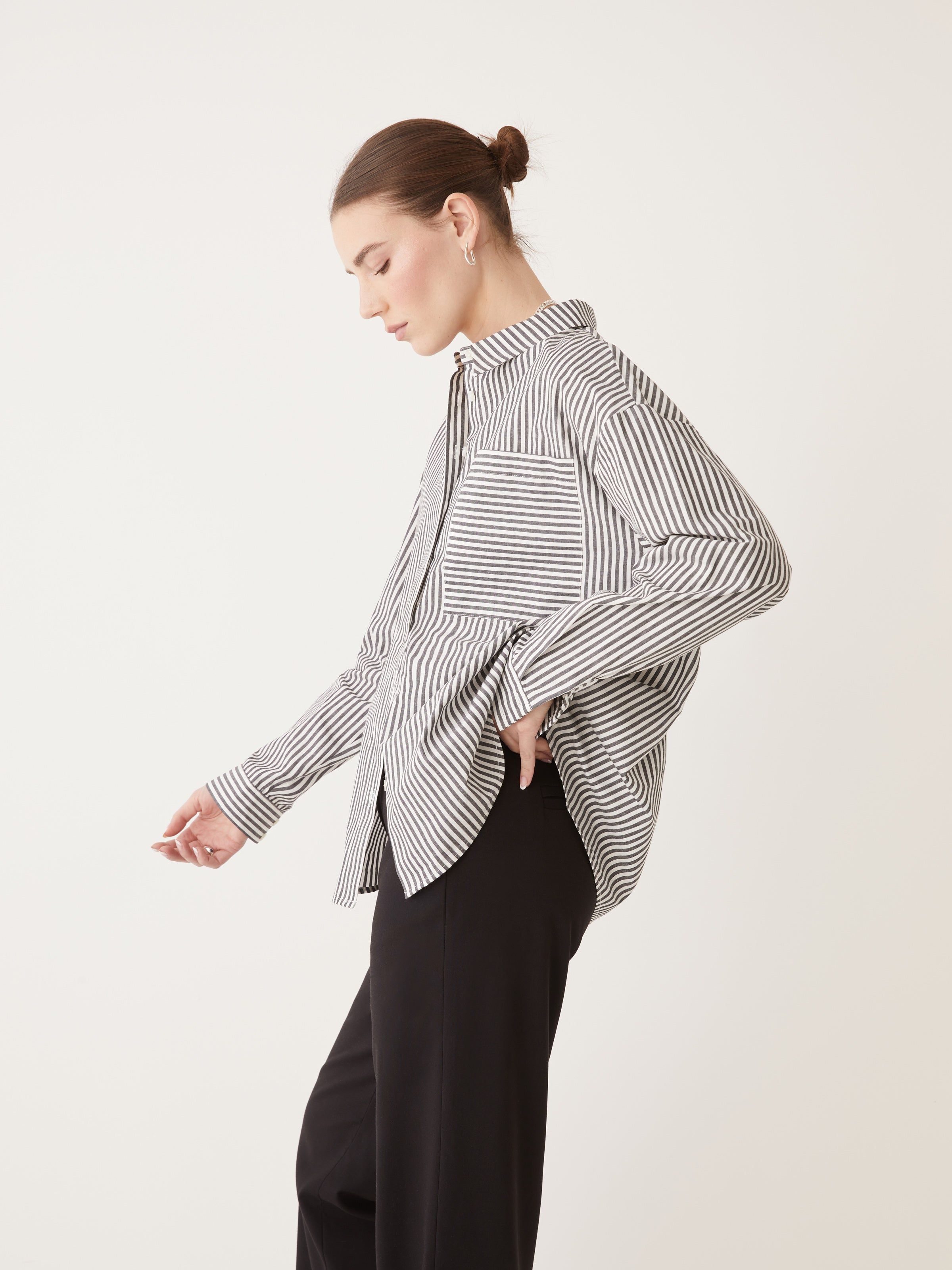 The Loose Fit Striped Kapok Shirt in Black & White sold by Frank & Oak product image thumbnail 4