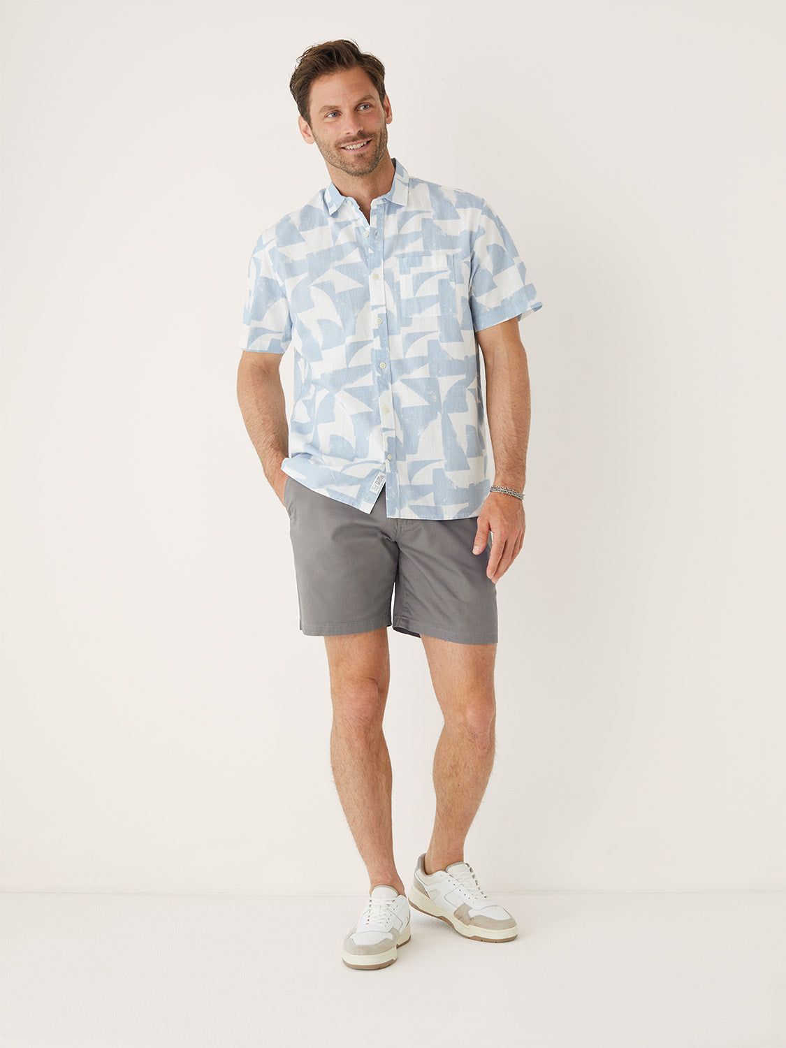 The Brunswick Chino Slim Fit 7in Short in Grey sold by Frank & Oak product image thumbnail 4