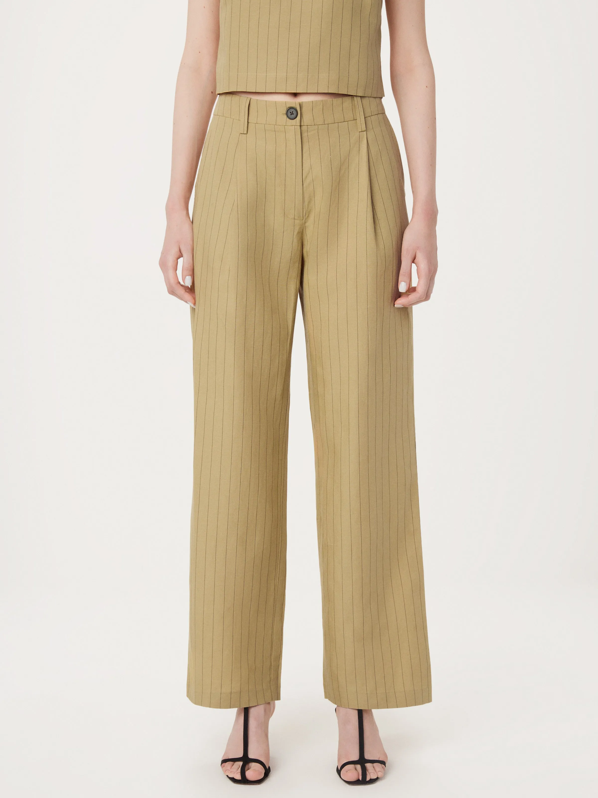 The Annie Straight Loose Pant in Cream Yellow sold by Frank & Oak product image thumbnail 4
