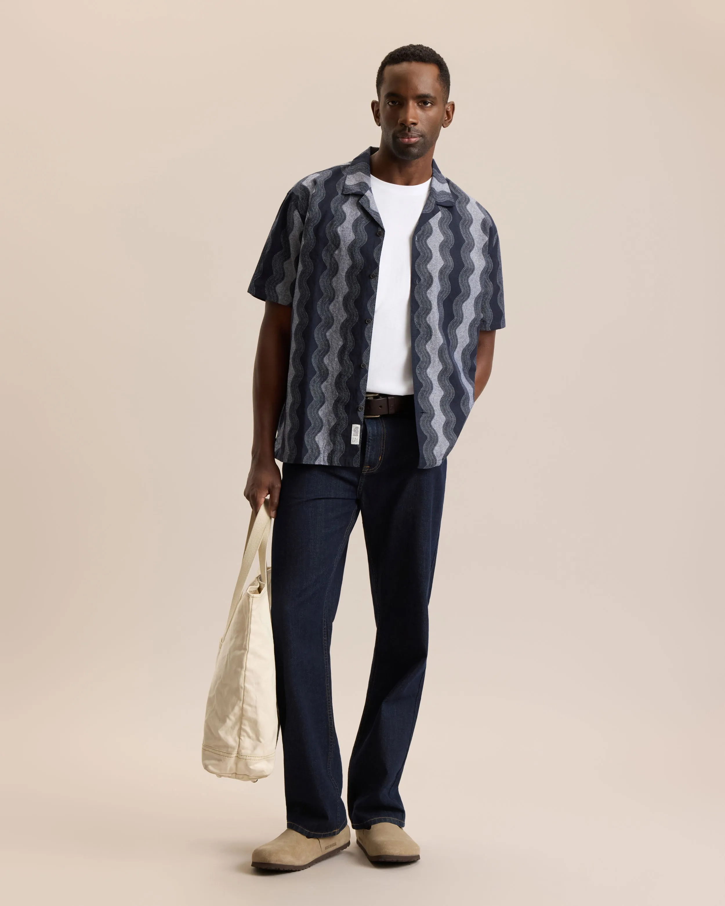 PRINTED CHAMBRAY RESORT SHIRT sold by Frank & Oak product image thumbnail 4