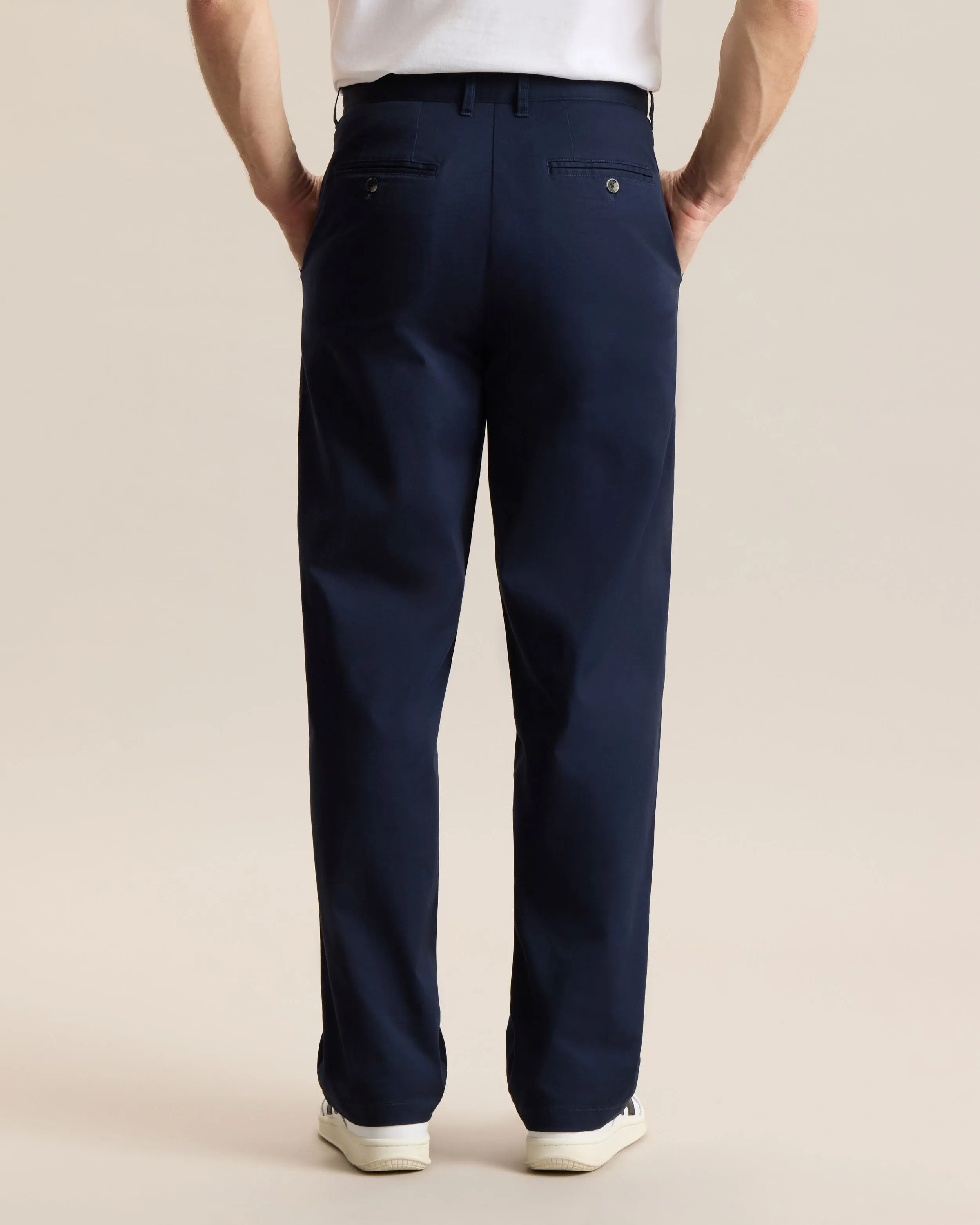 RELAXED PLEATED CHINO PANT sold by Frank & Oak product image thumbnail 4