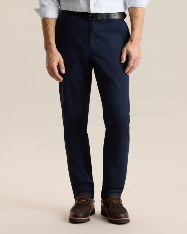 ESSENTIAL SLIM CHINO PANT sold by Frank & Oak