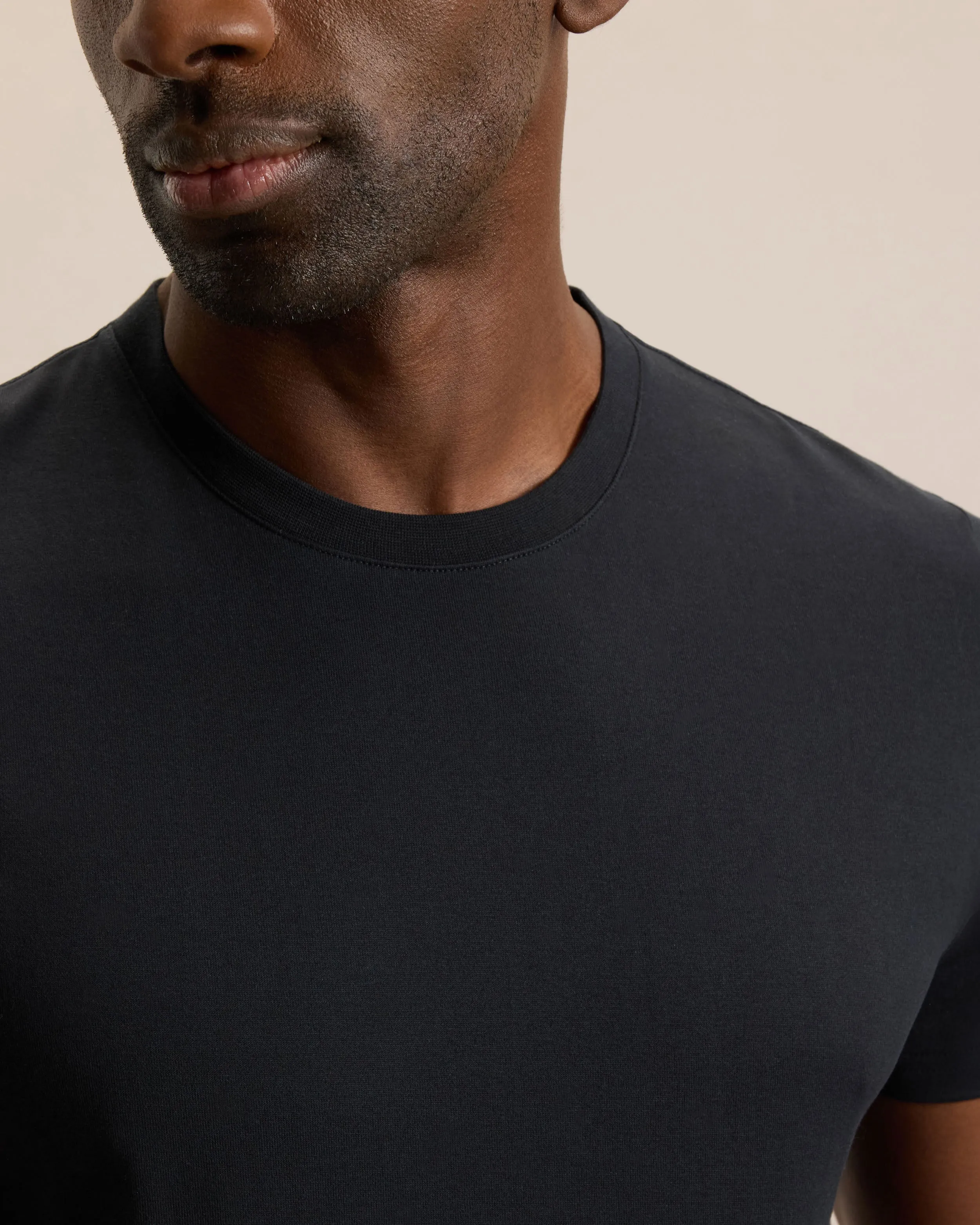ESSENTIAL SLIM TEE sold by Frank & Oak product image thumbnail 5