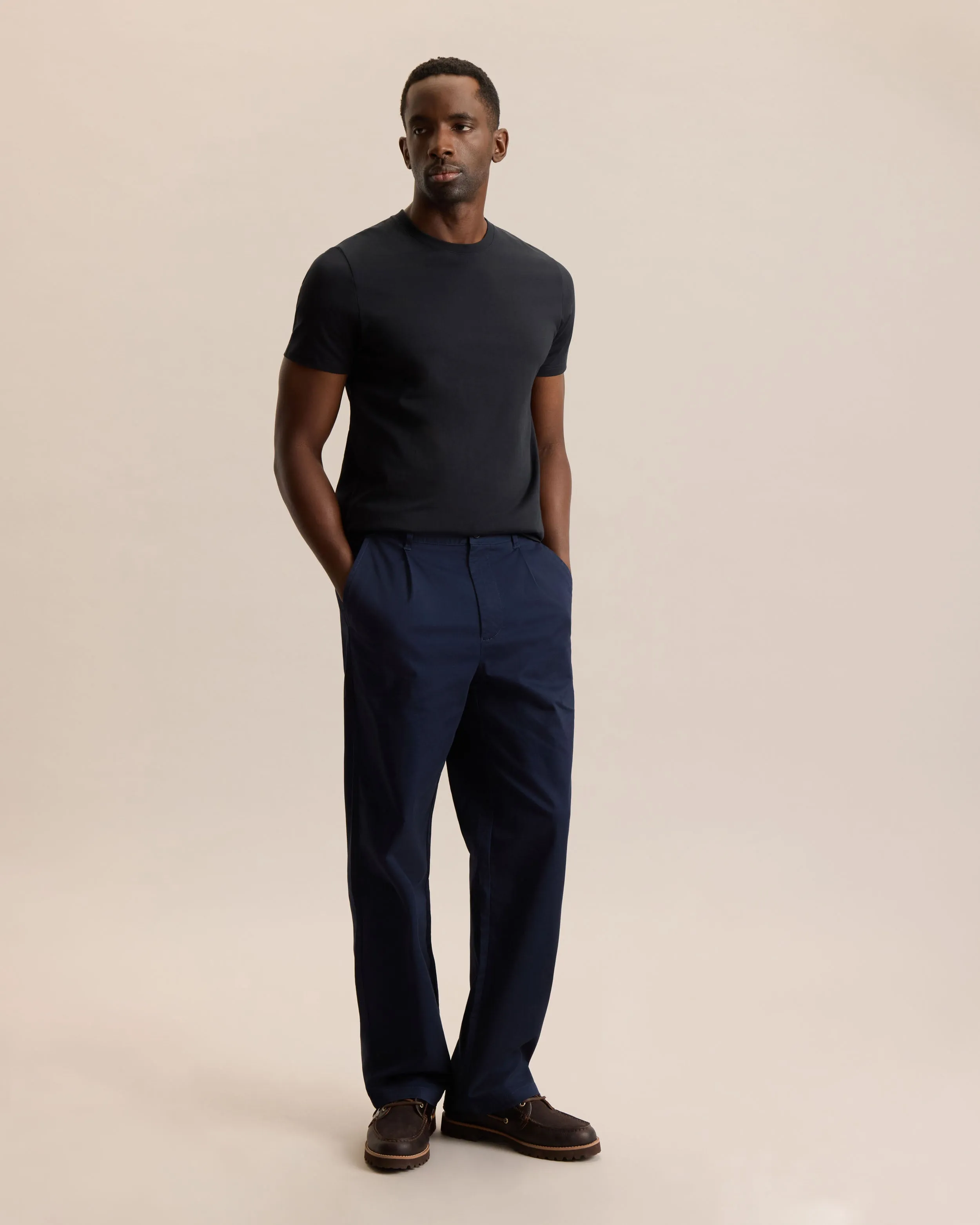 ESSENTIAL SLIM TEE sold by Frank & Oak product image thumbnail 4