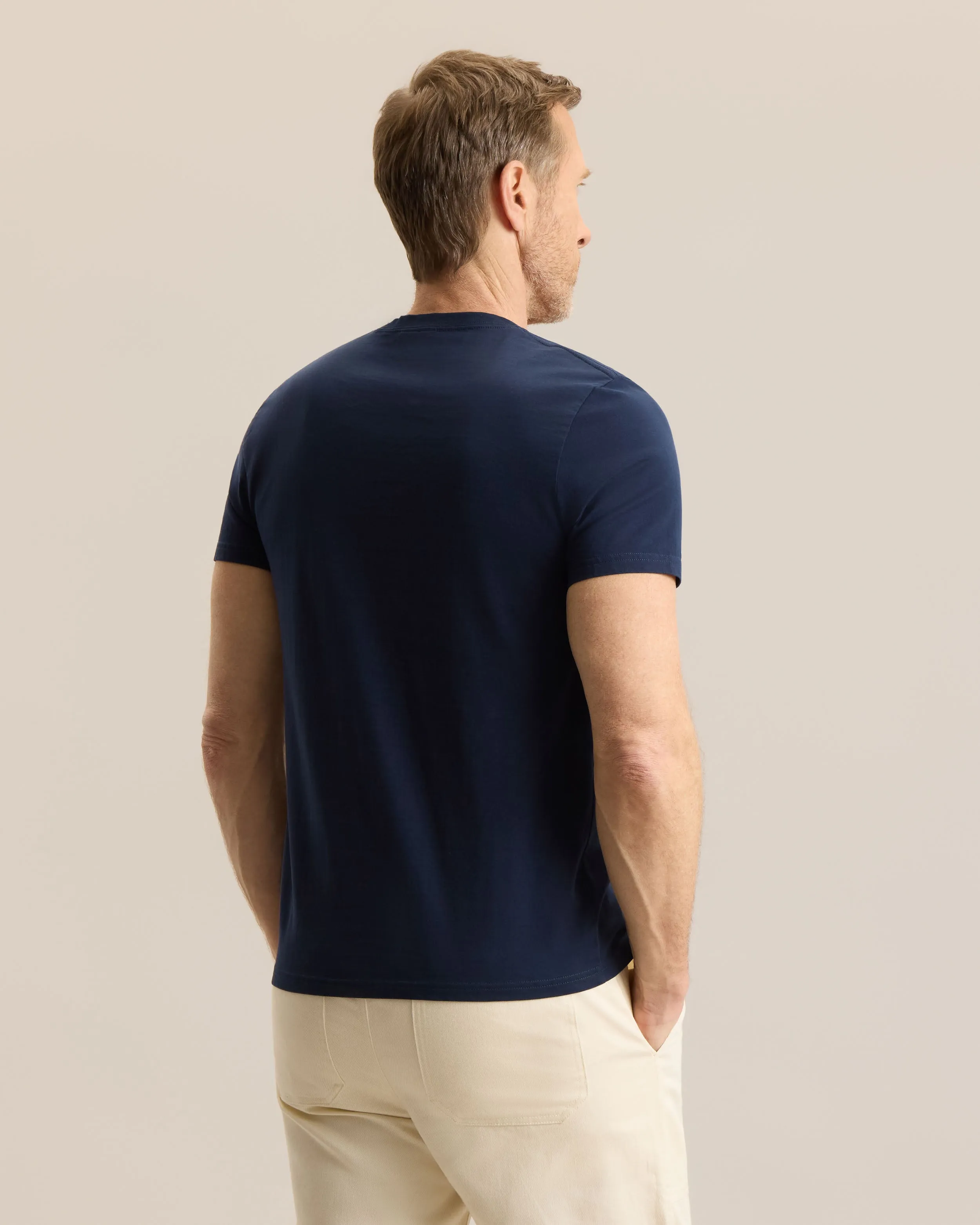 ESSENTIAL SLIM TEE sold by Frank & Oak product image thumbnail 3