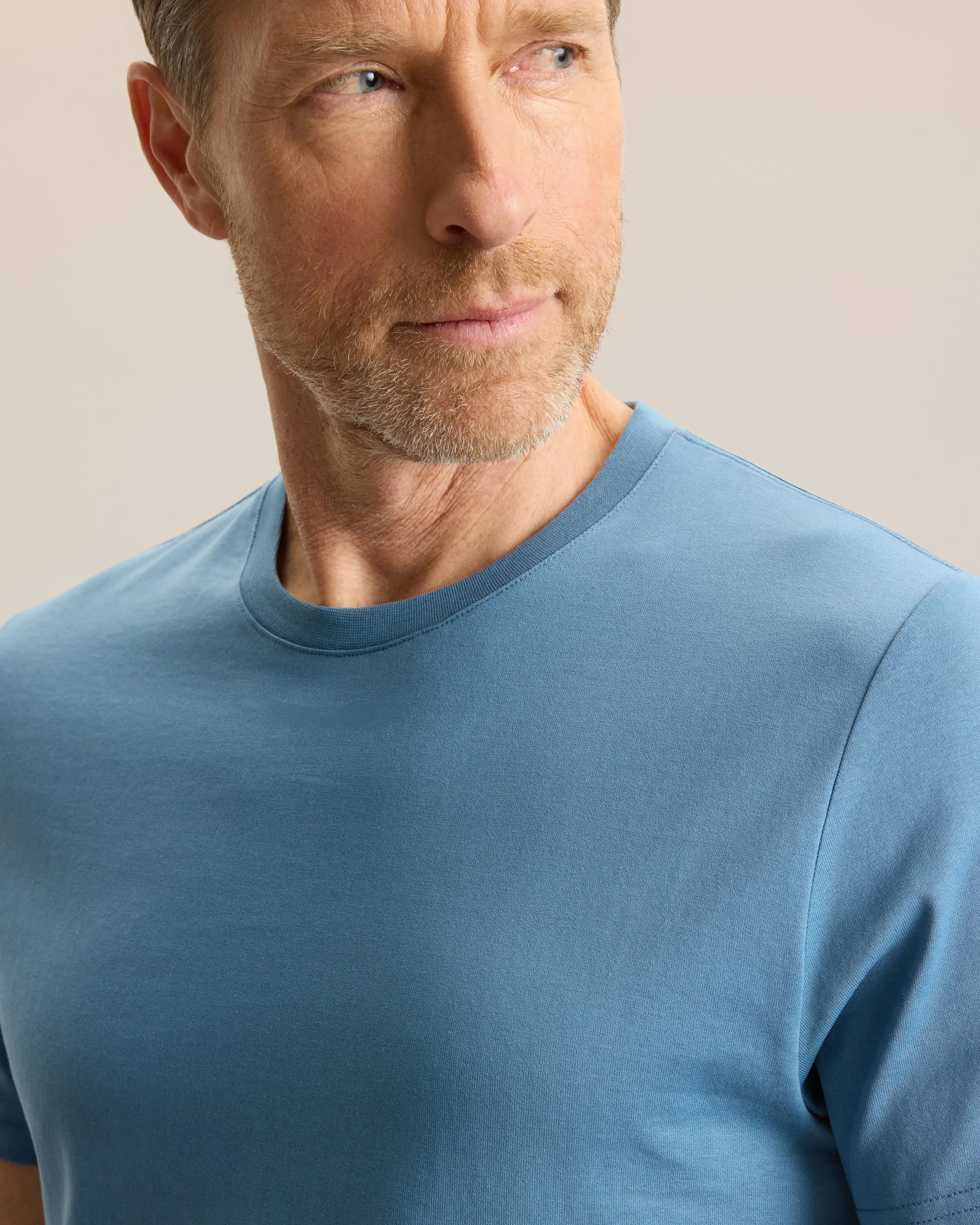 ESSENTIAL SLIM TEE sold by Frank & Oak product image thumbnail 3