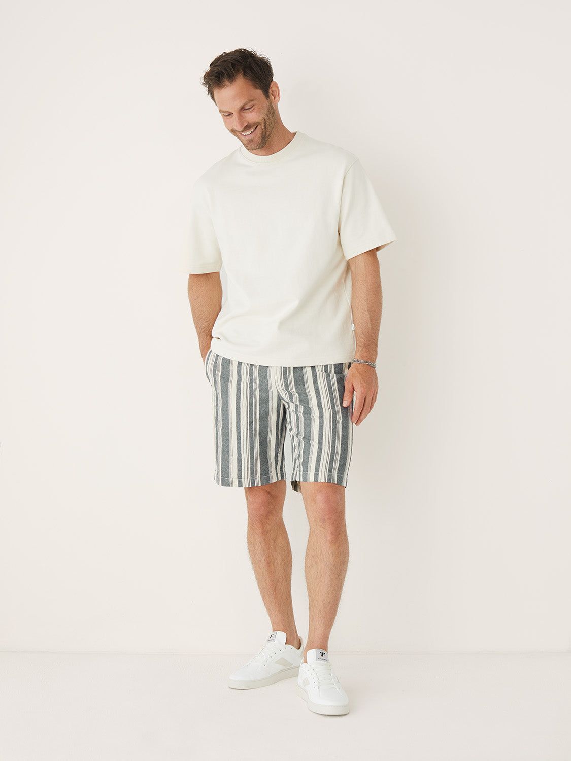 The Striped Linen Pull-On 9in Short in Smoked Green sold by Frank & Oak product image thumbnail 5