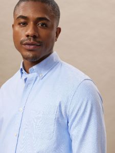 The Jasper Oxford Shirt in Light Blue sold by Frank & Oak