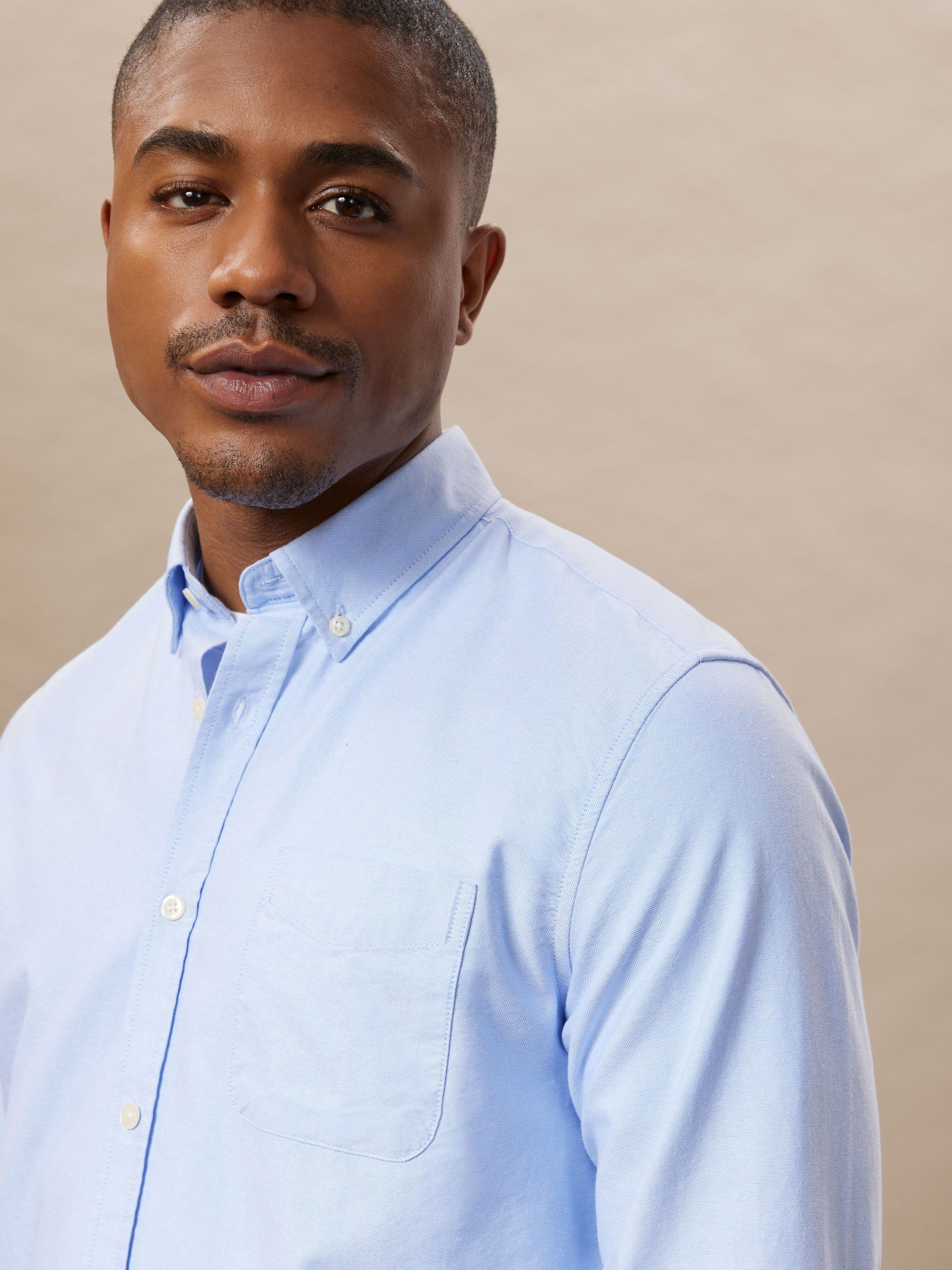 The Jasper Oxford Shirt in Light Blue sold by Frank & Oak product image thumbnail 2