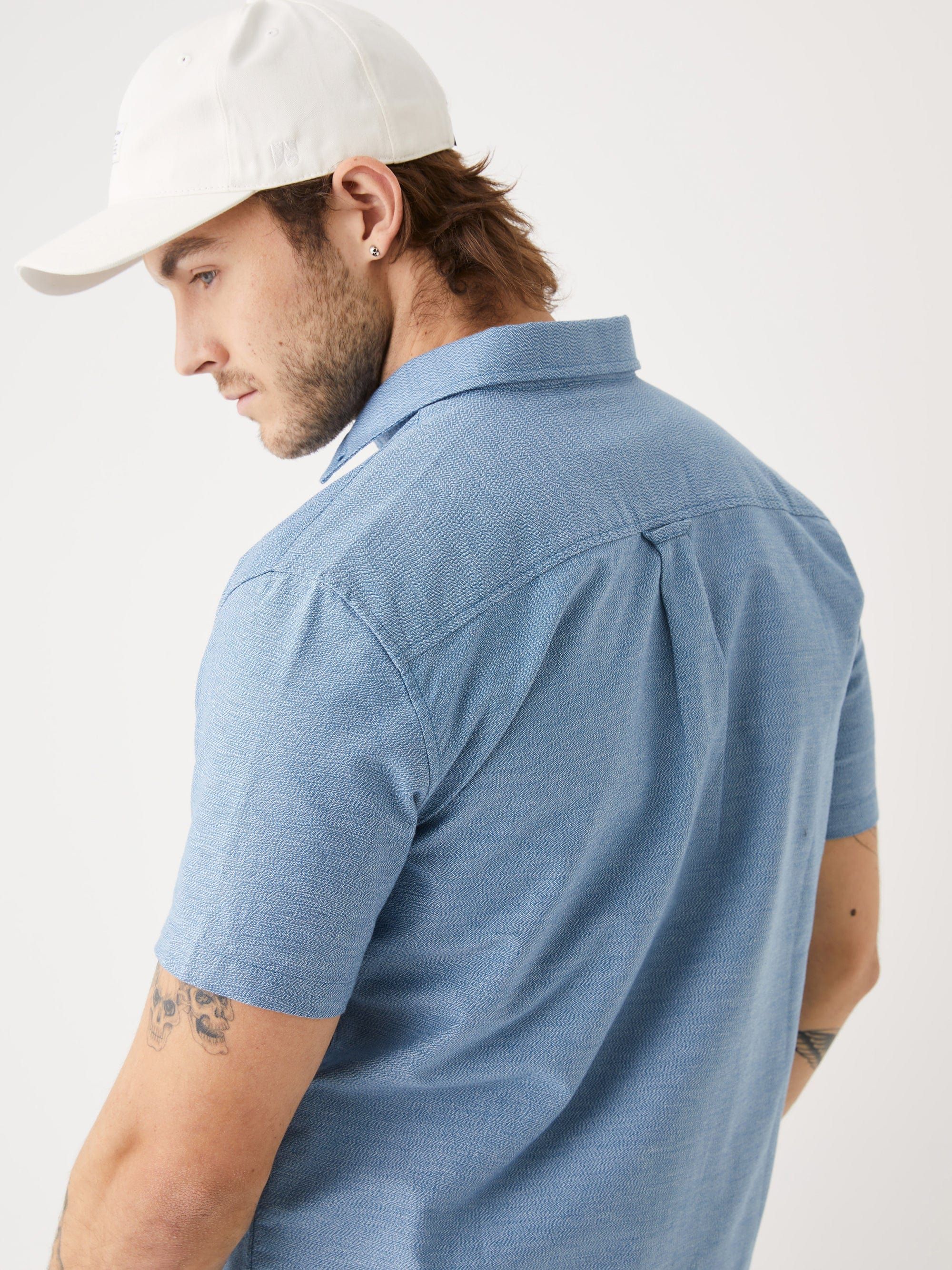 The Short-Sleeved Jasper Oxford Shirt in Dark Blue sold by Frank & Oak product image thumbnail 4