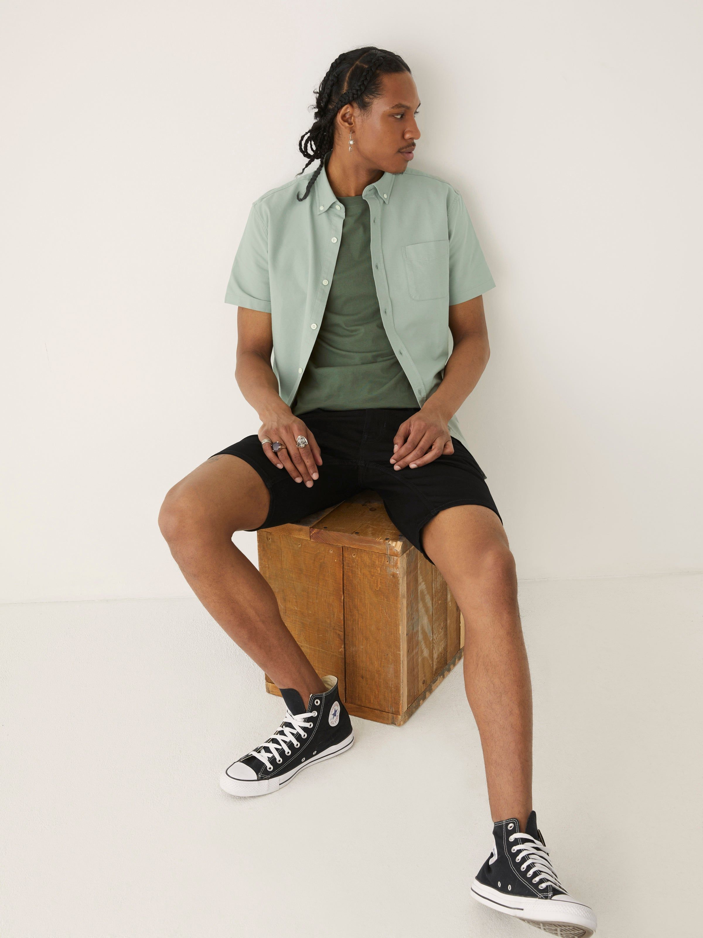 The Slim Essential Tee in Green sold by Frank & Oak product image thumbnail 5