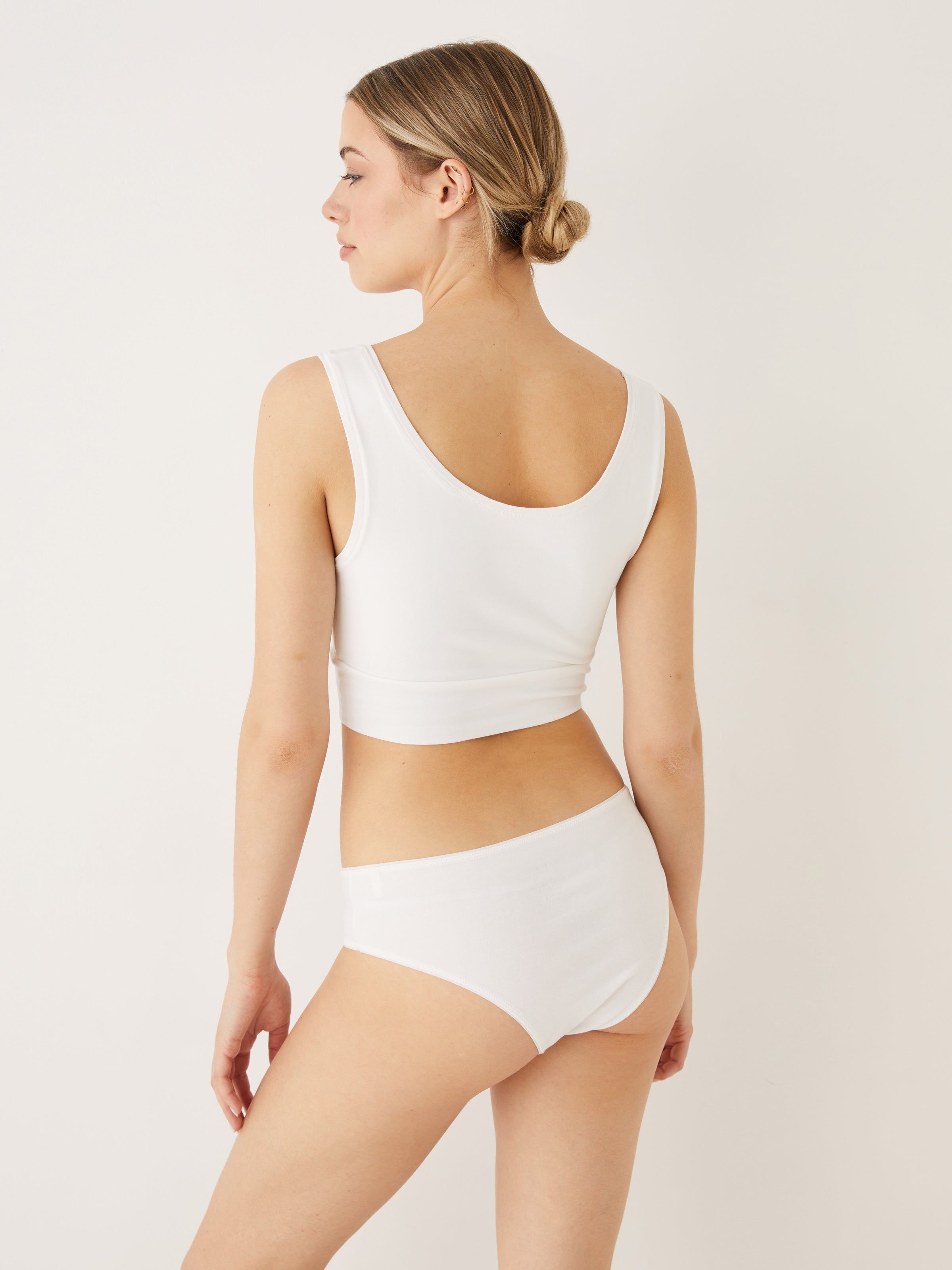 The Organic Cotton Hipster Brief in Bright White sold by Frank & Oak product image thumbnail 2