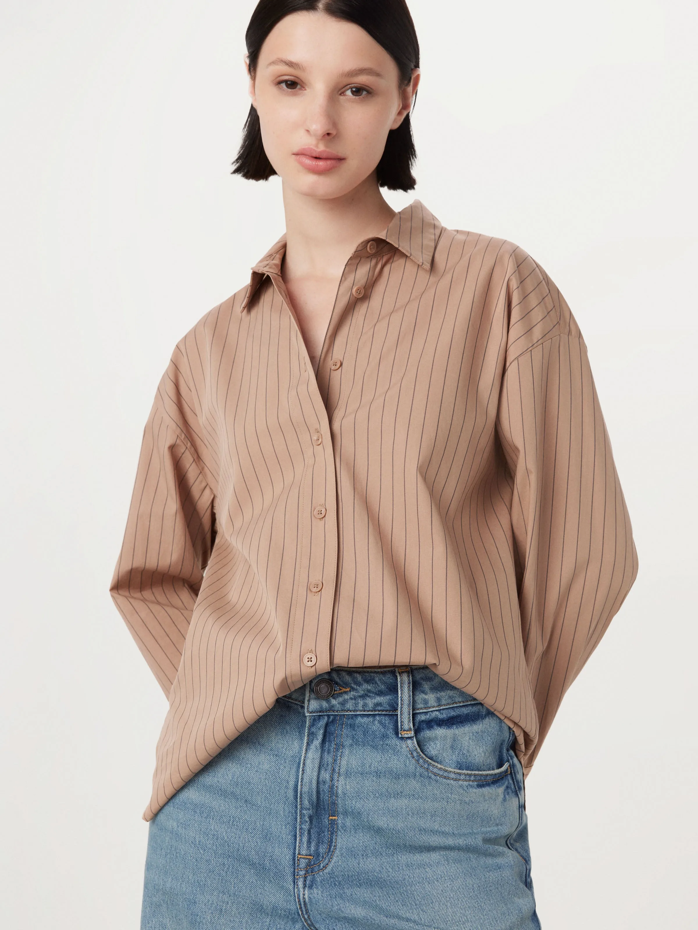 The Crisp Poplin Shirt in Latte sold by Frank & Oak