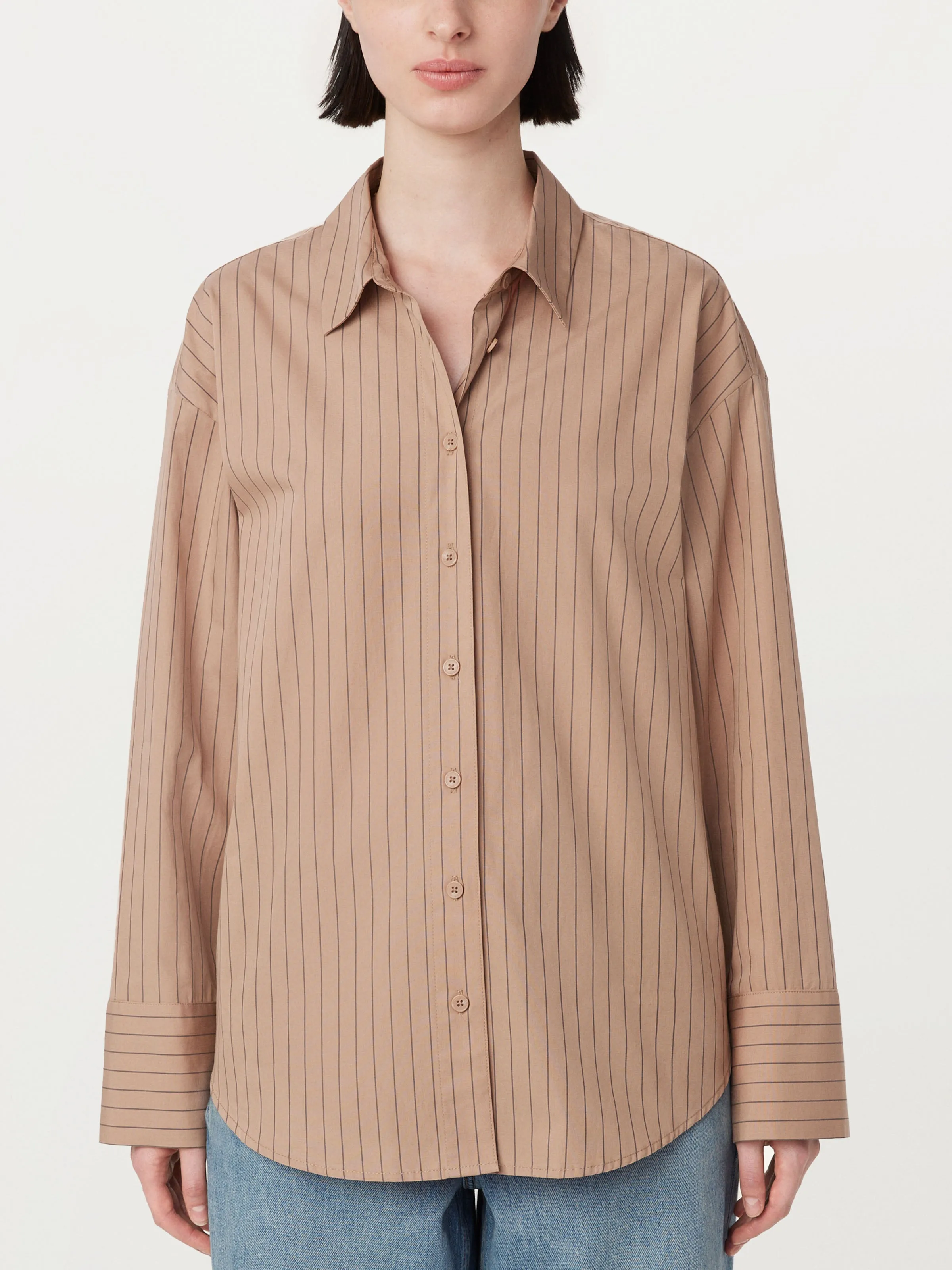 The Crisp Poplin Shirt in Latte sold by Frank & Oak product image thumbnail 3