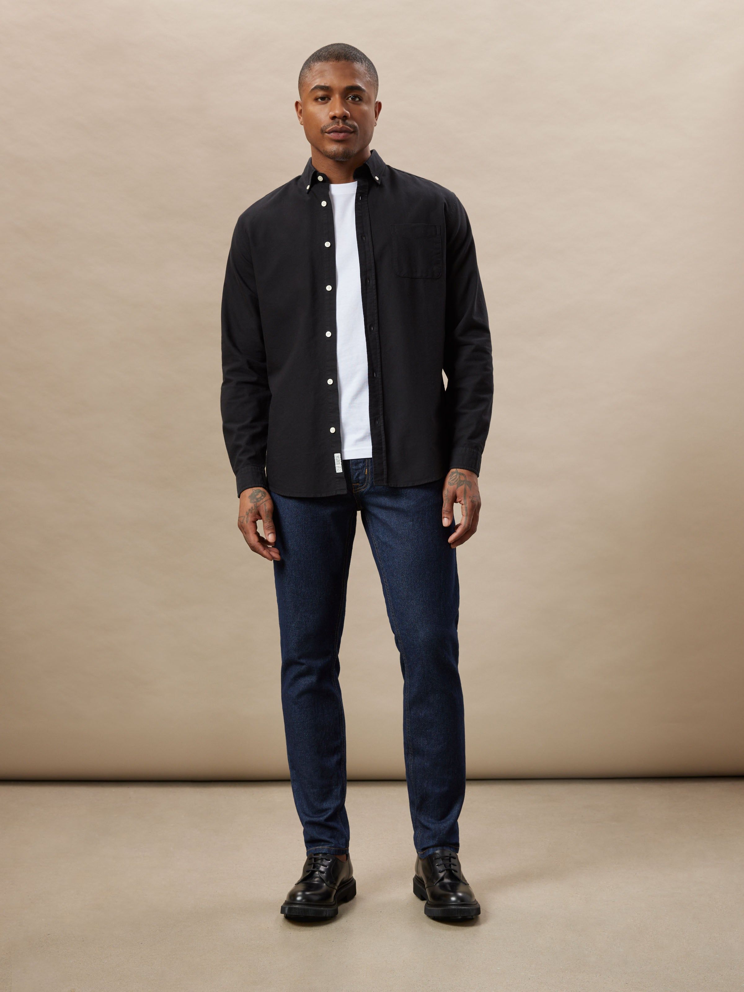 The Jasper Oxford Shirt in Black sold by Frank & Oak product image thumbnail 2