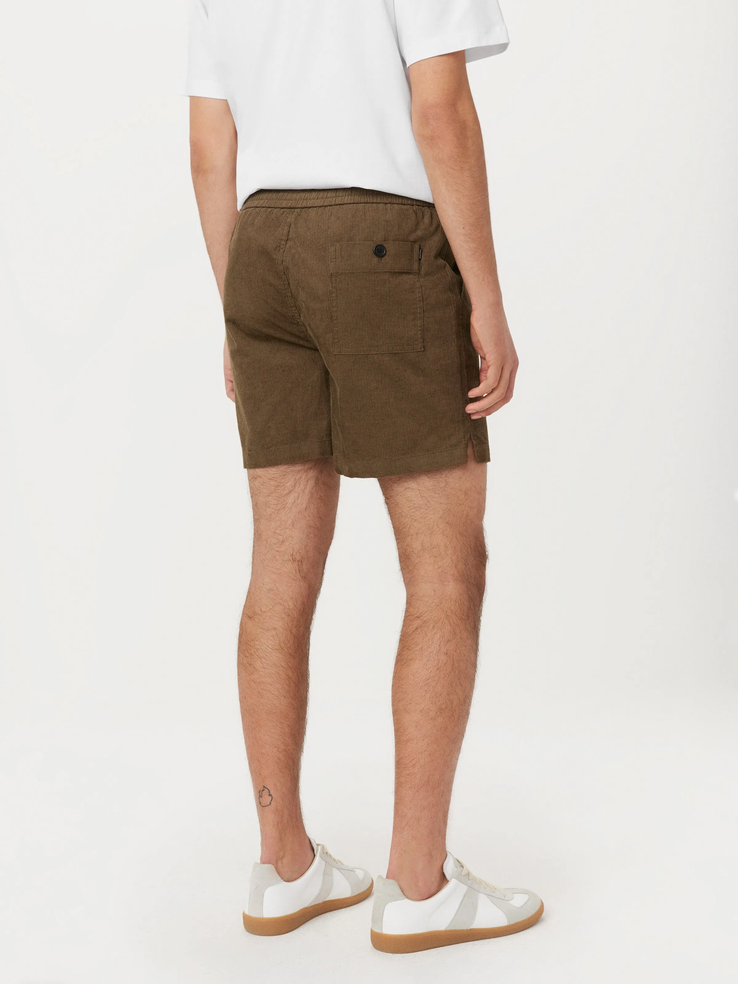 The Owen Light Corduroy Short in Tuscany Green sold by Frank & Oak product image thumbnail 4