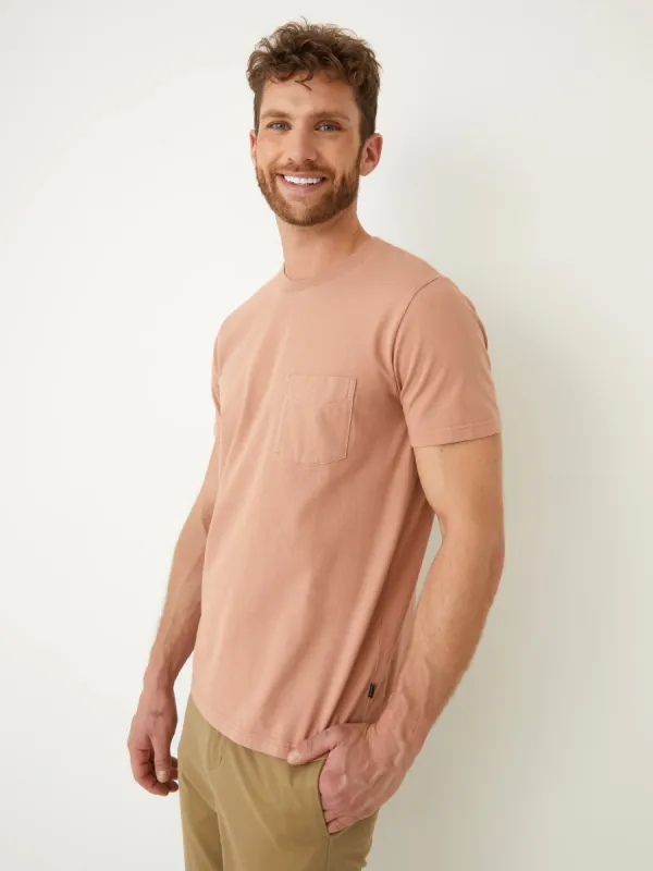 The Slim Fit Pocket T-shirt in Woodrose made by Frank & Oak