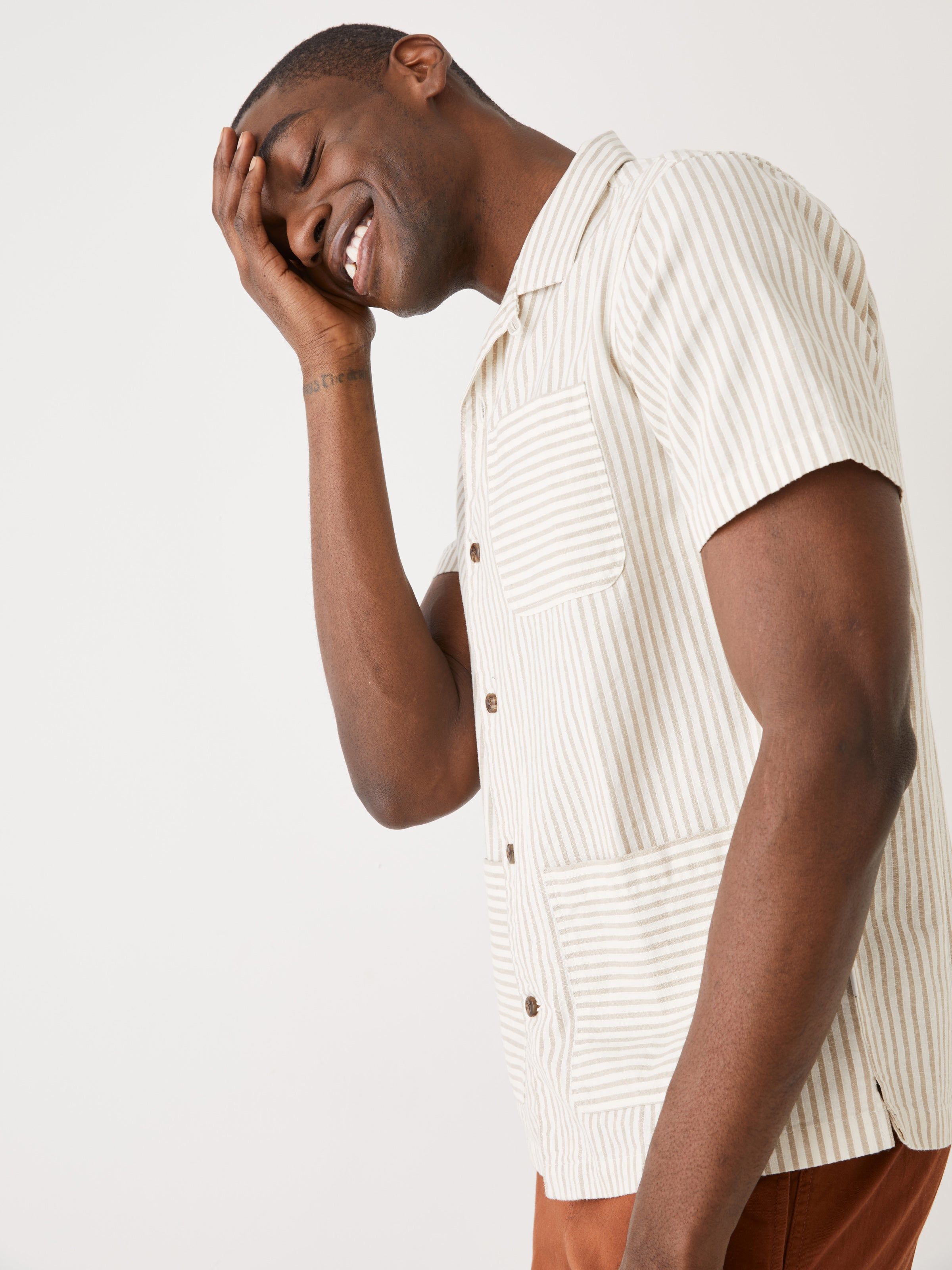 The Short Sleeve Linen Overshirt in Beige sold by Frank & Oak product image thumbnail 6