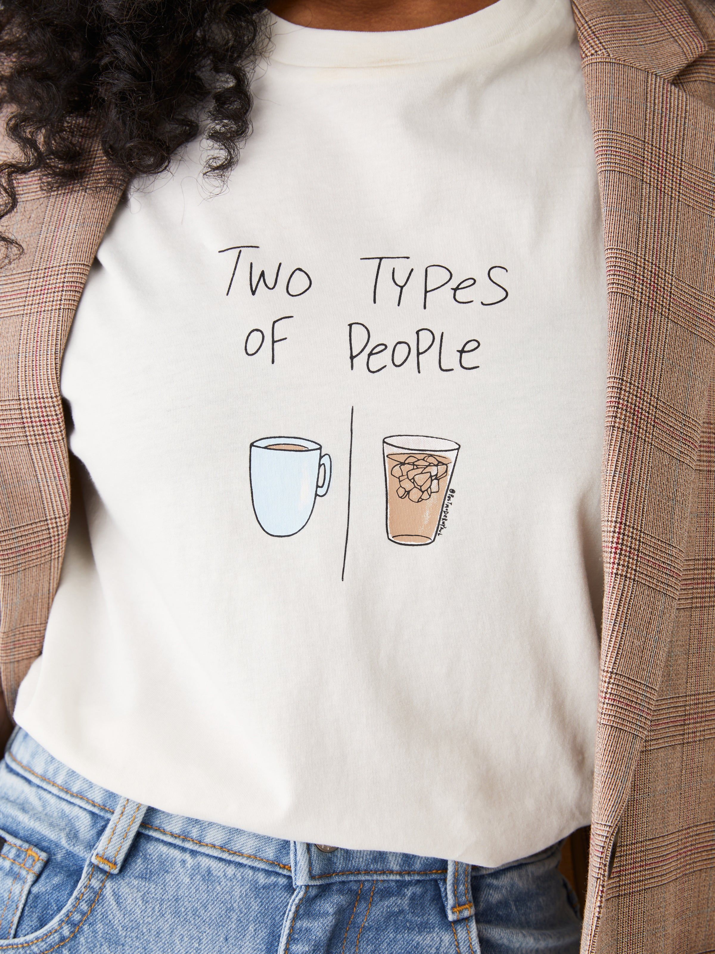 The Relaxed Fit Graphic T-Shirt in Beige sold by Frank & Oak product image thumbnail 3