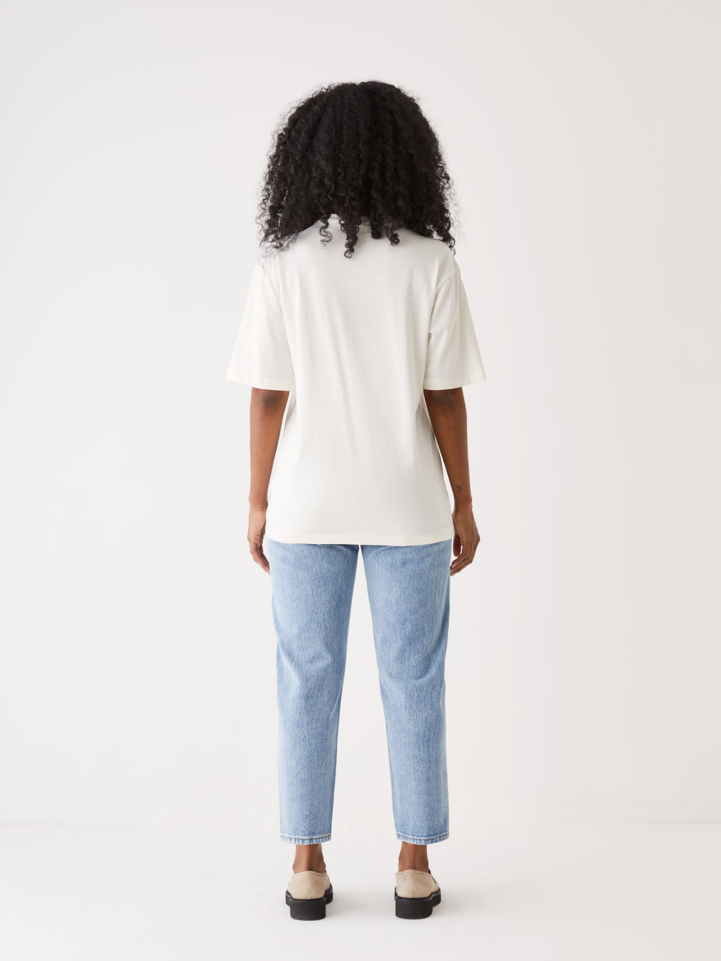 The Relaxed Fit Graphic T-Shirt in Beige sold by Frank & Oak product image thumbnail 4