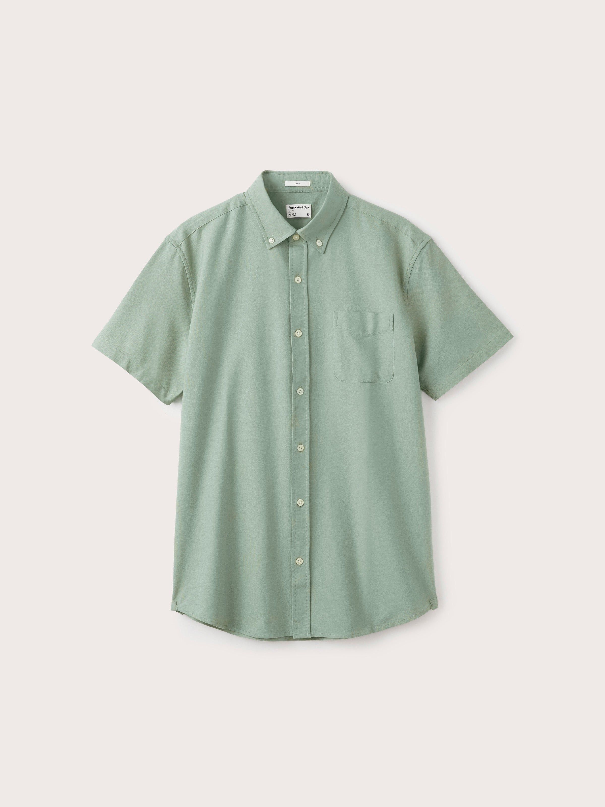 The Short-Sleeved Jasper Oxford Shirt in Thyme sold by Frank & Oak product image thumbnail 4
