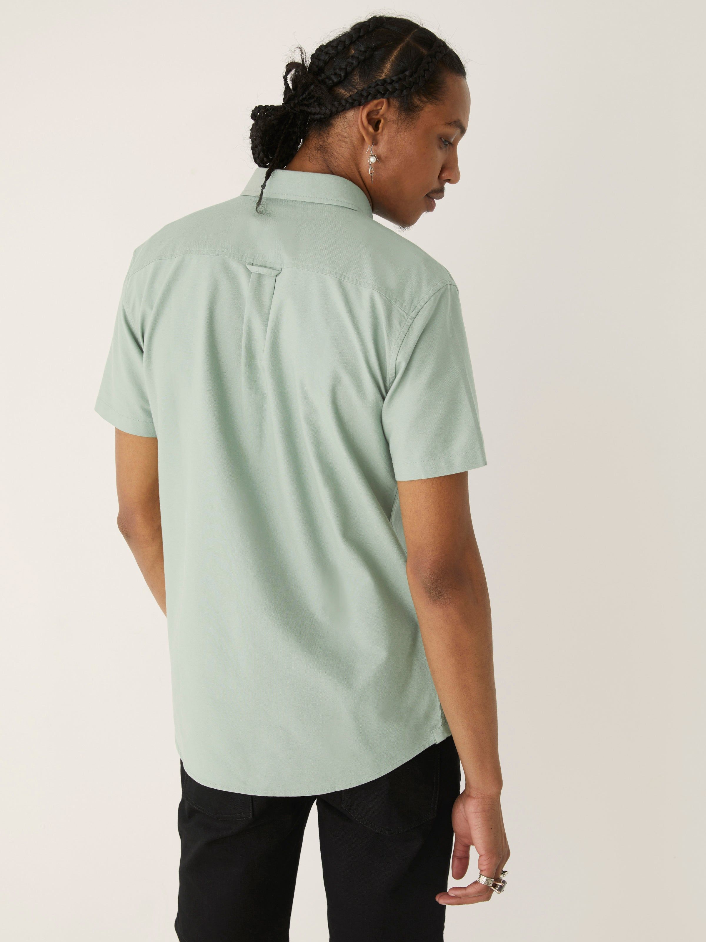 The Short-Sleeved Jasper Oxford Shirt in Thyme sold by Frank & Oak product image thumbnail 2