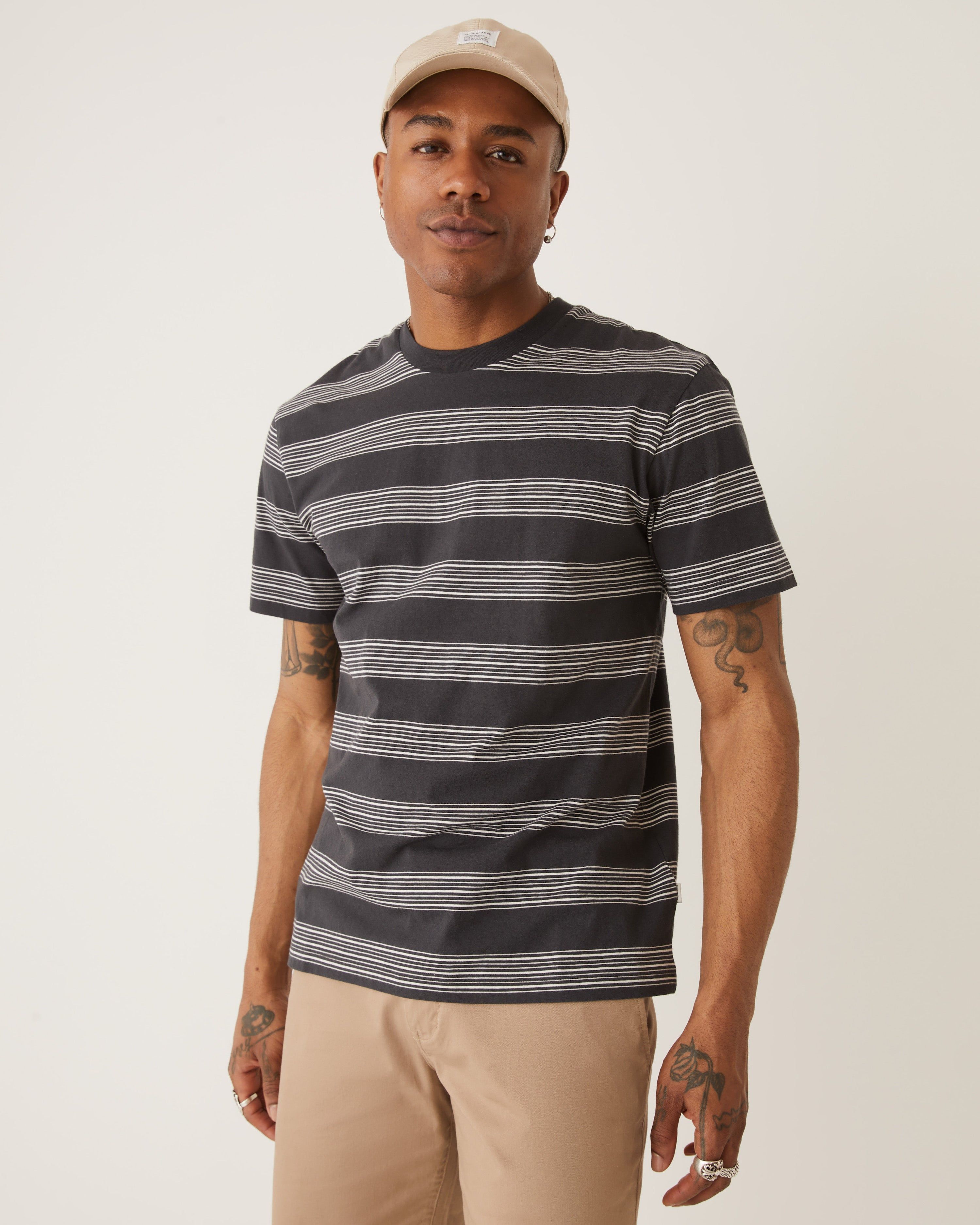 The Relaxed Fit Essential T-shirt in Dark Grey sold by Frank & Oak product image thumbnail 2