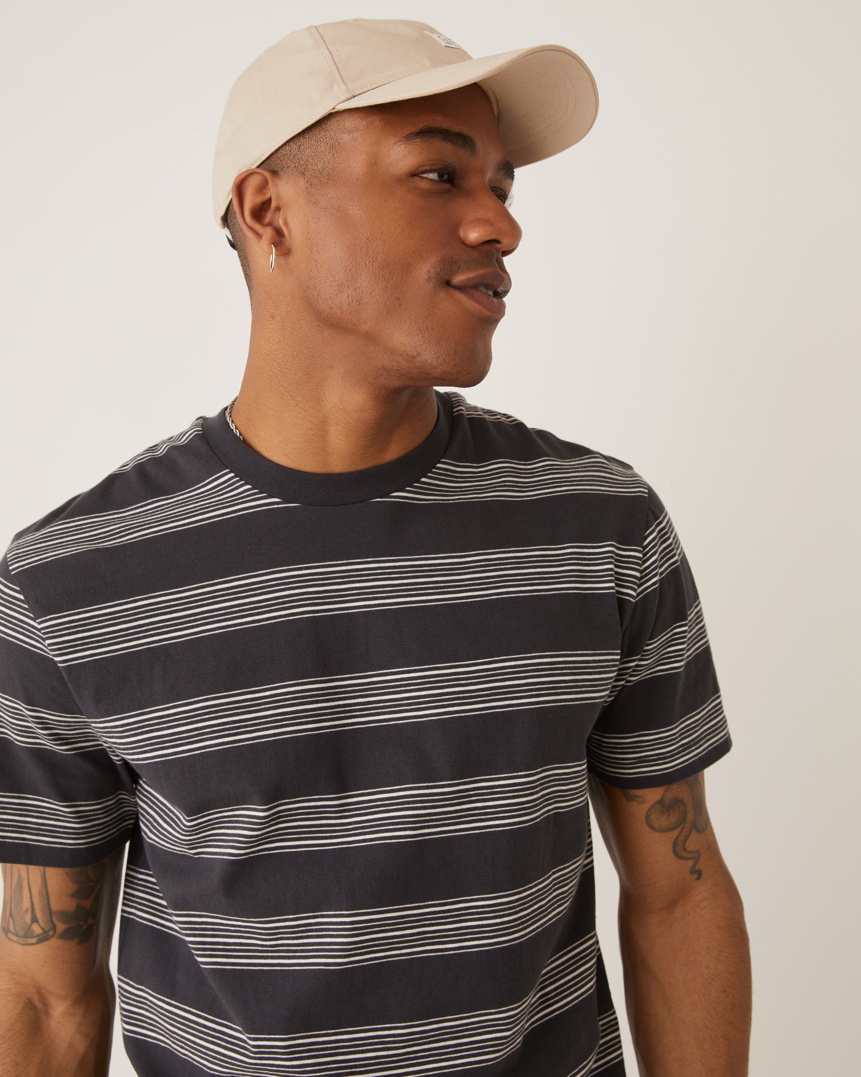 The Relaxed Fit Essential T-shirt in Dark Grey sold by Frank & Oak product image thumbnail 3