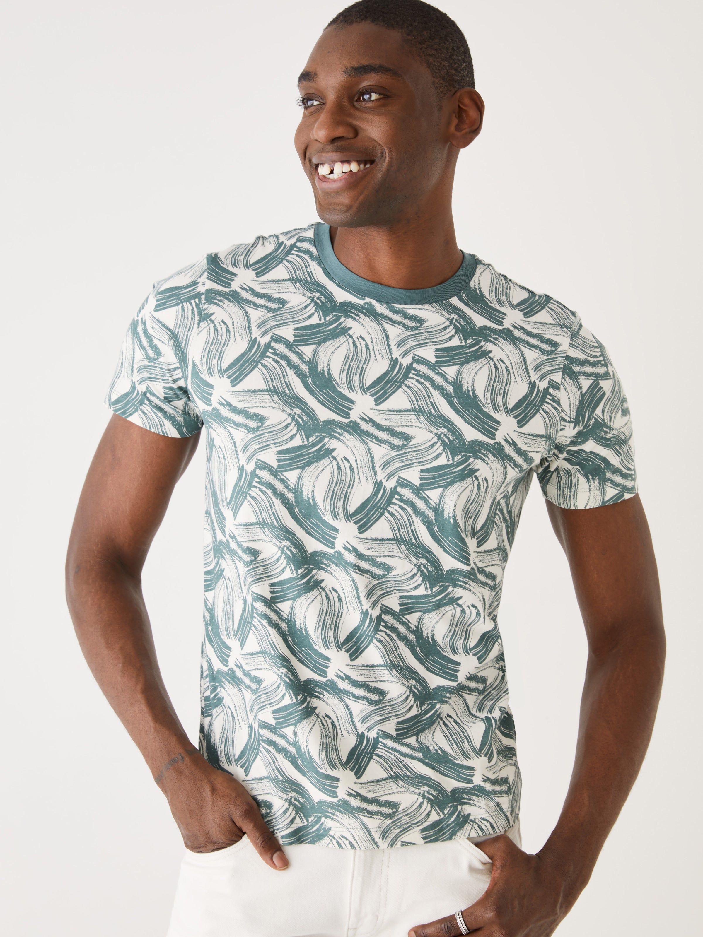 The Slim Fit Printed T-Shirt in Green sold by Frank & Oak product image thumbnail 4