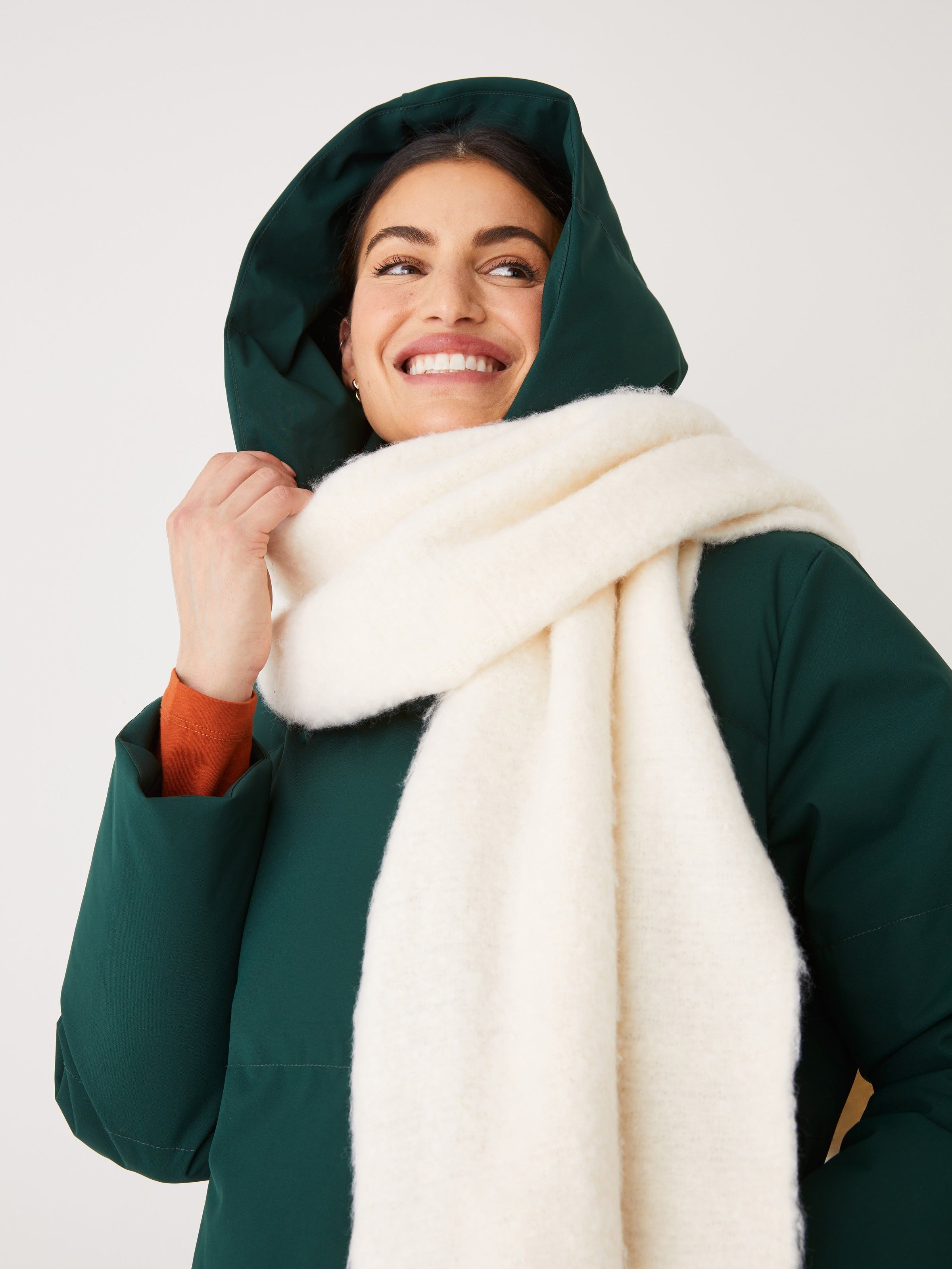 The Hygge Puffer Coat in Pine Grove sold by Frank & Oak product image thumbnail 5