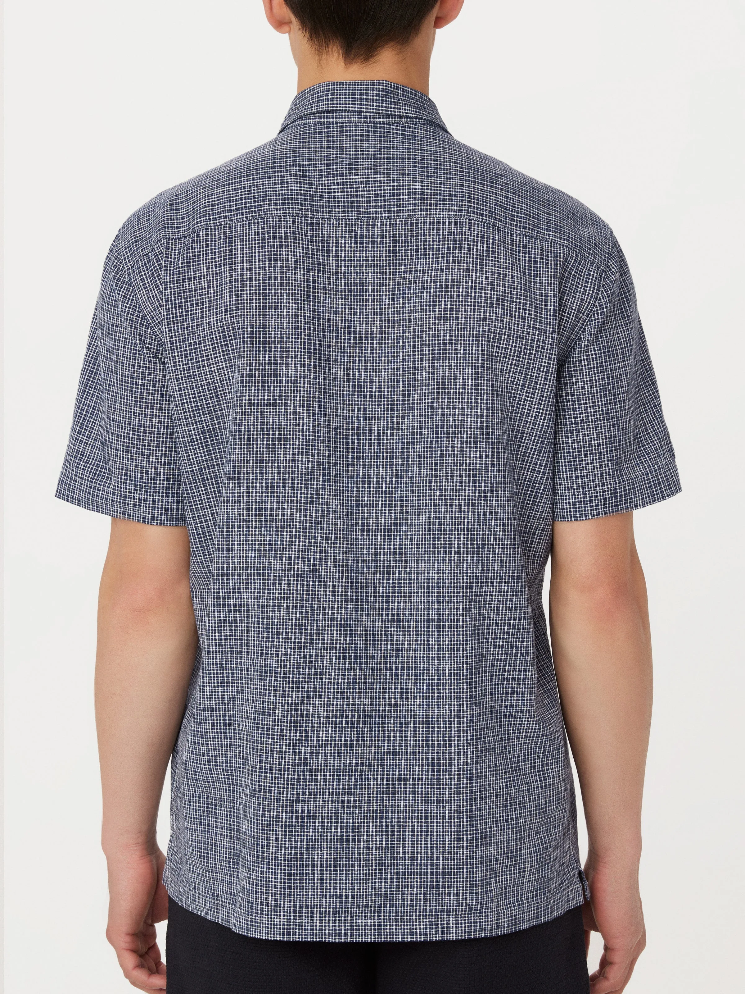The Short Sleeve Hemp Shirt in Navy sold by Frank & Oak product image thumbnail 4