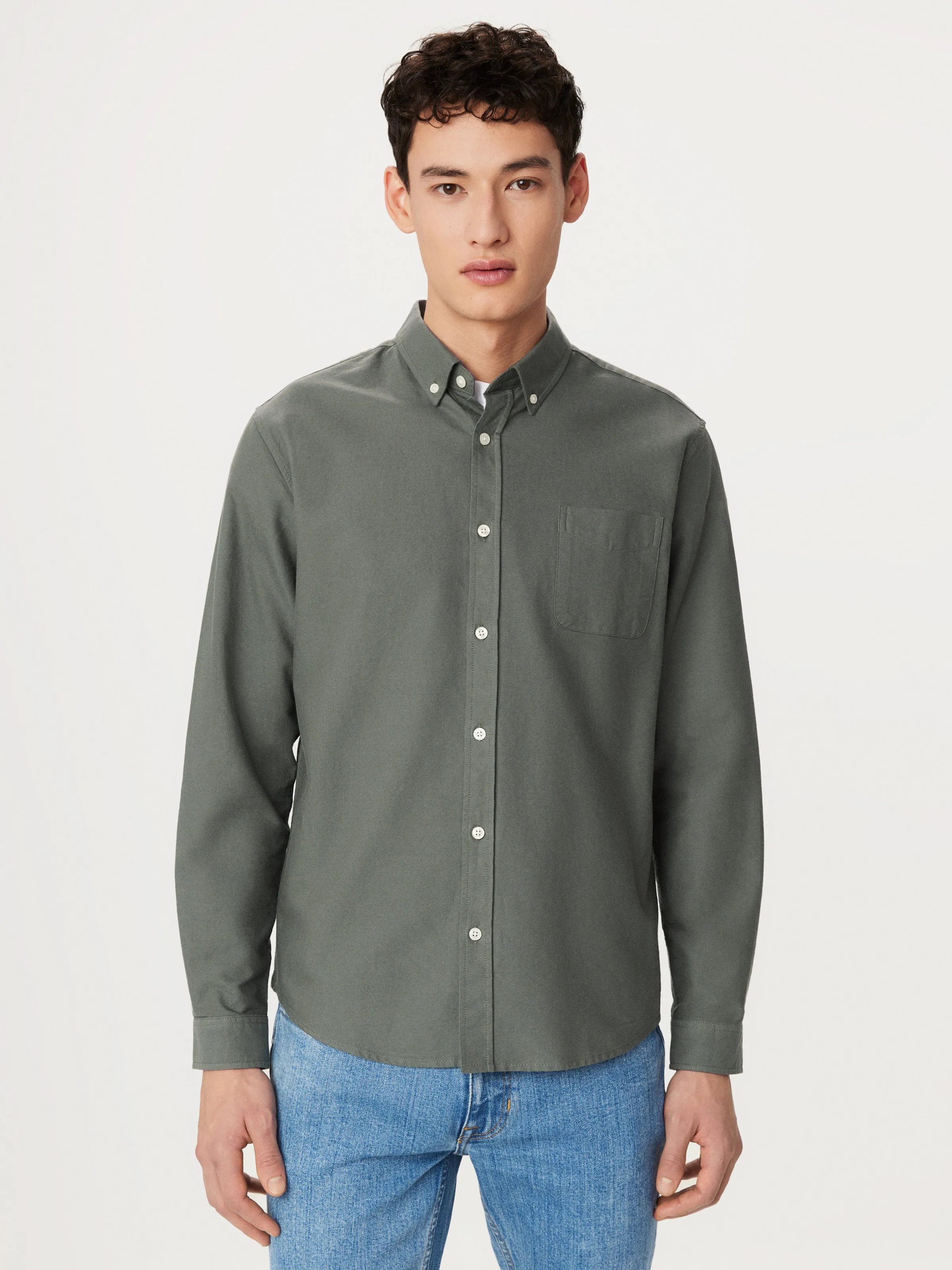 The Jasper Oxford Shirt in Boreal Green sold by Frank & Oak product image thumbnail 3