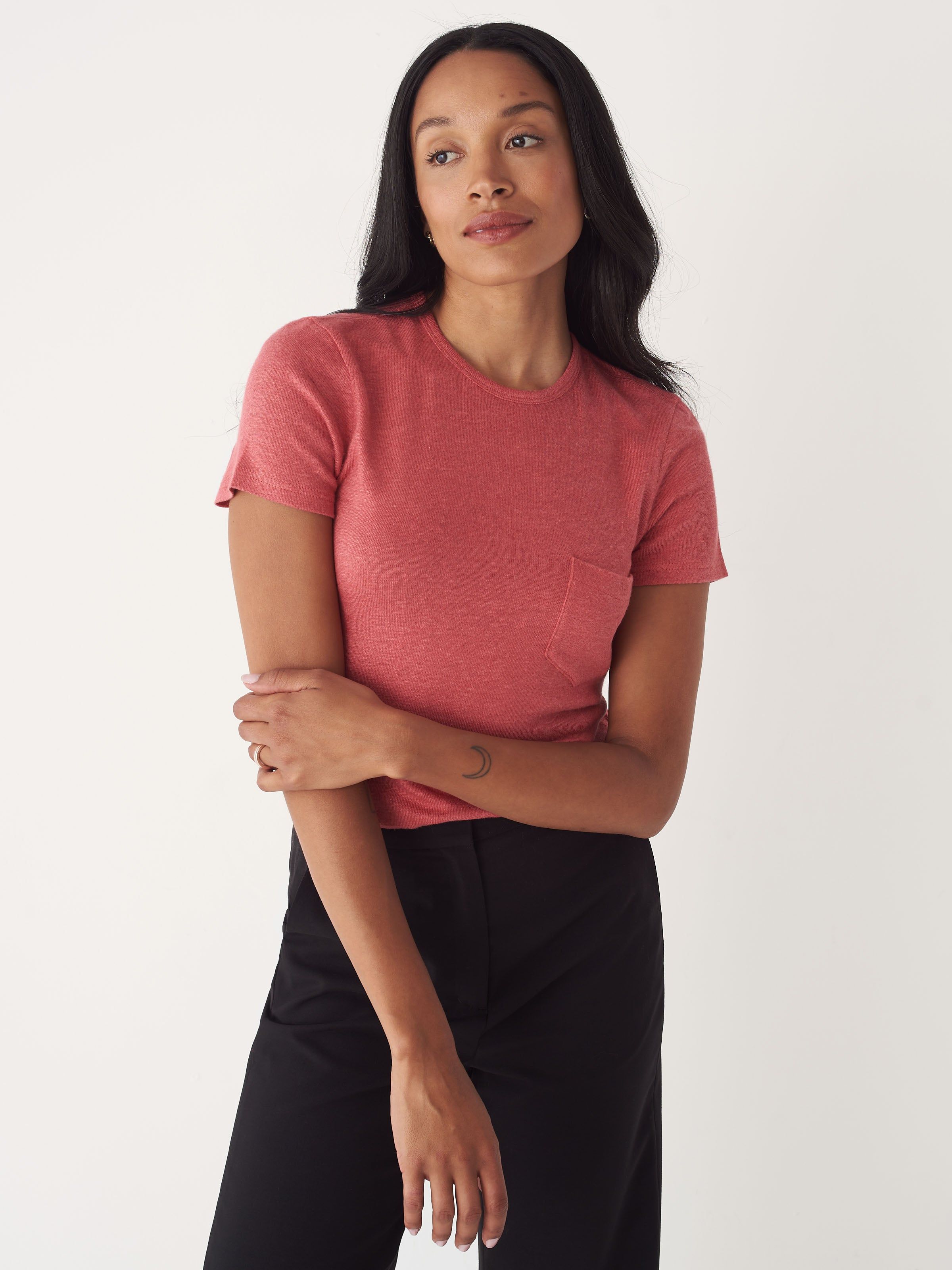 The Fluid Linen T-Shirt in Hibiscus Red sold by Frank & Oak product image thumbnail 4