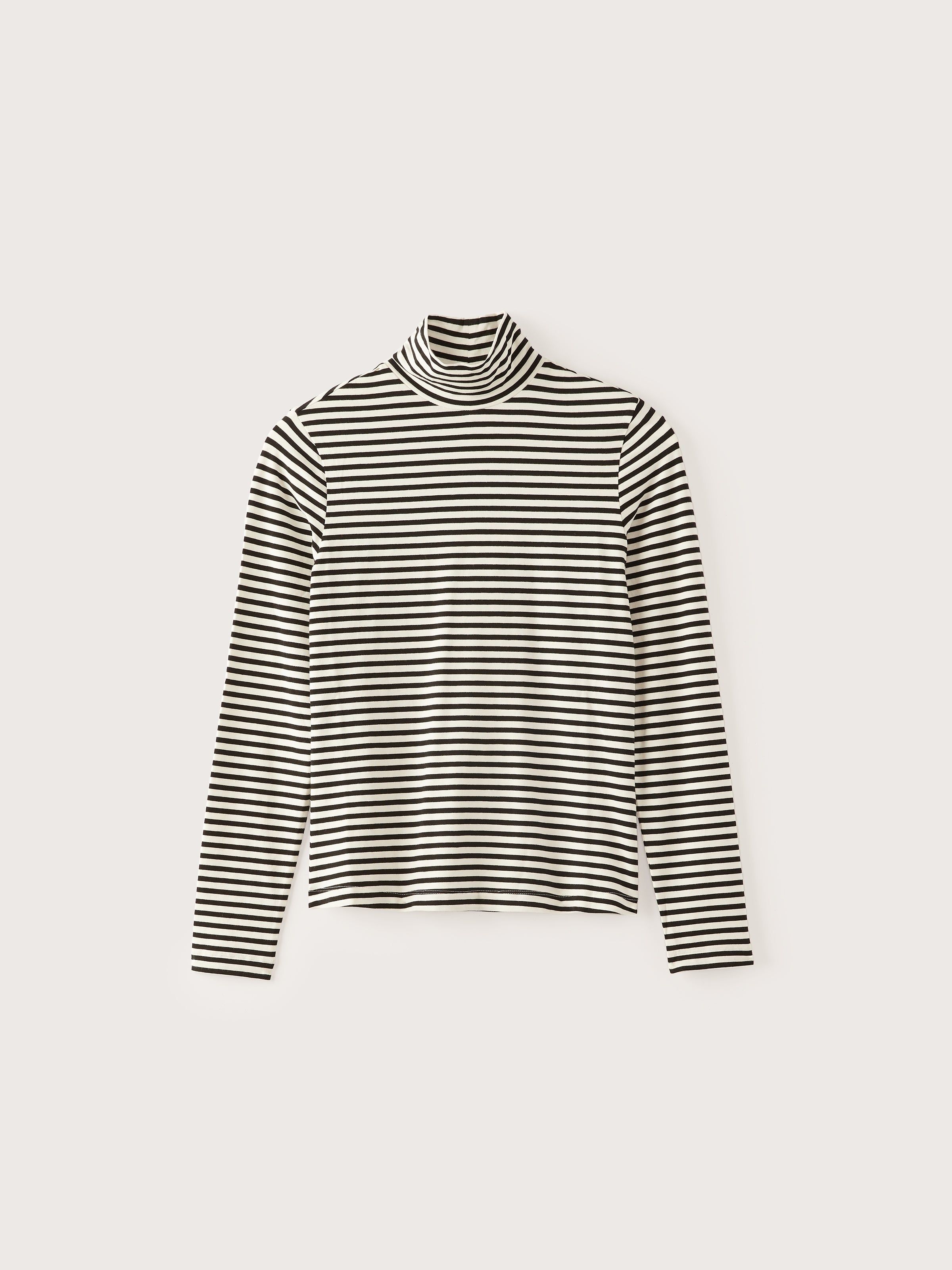 The Long Sleeve Mockneck in White sold by Frank & Oak product image thumbnail 5