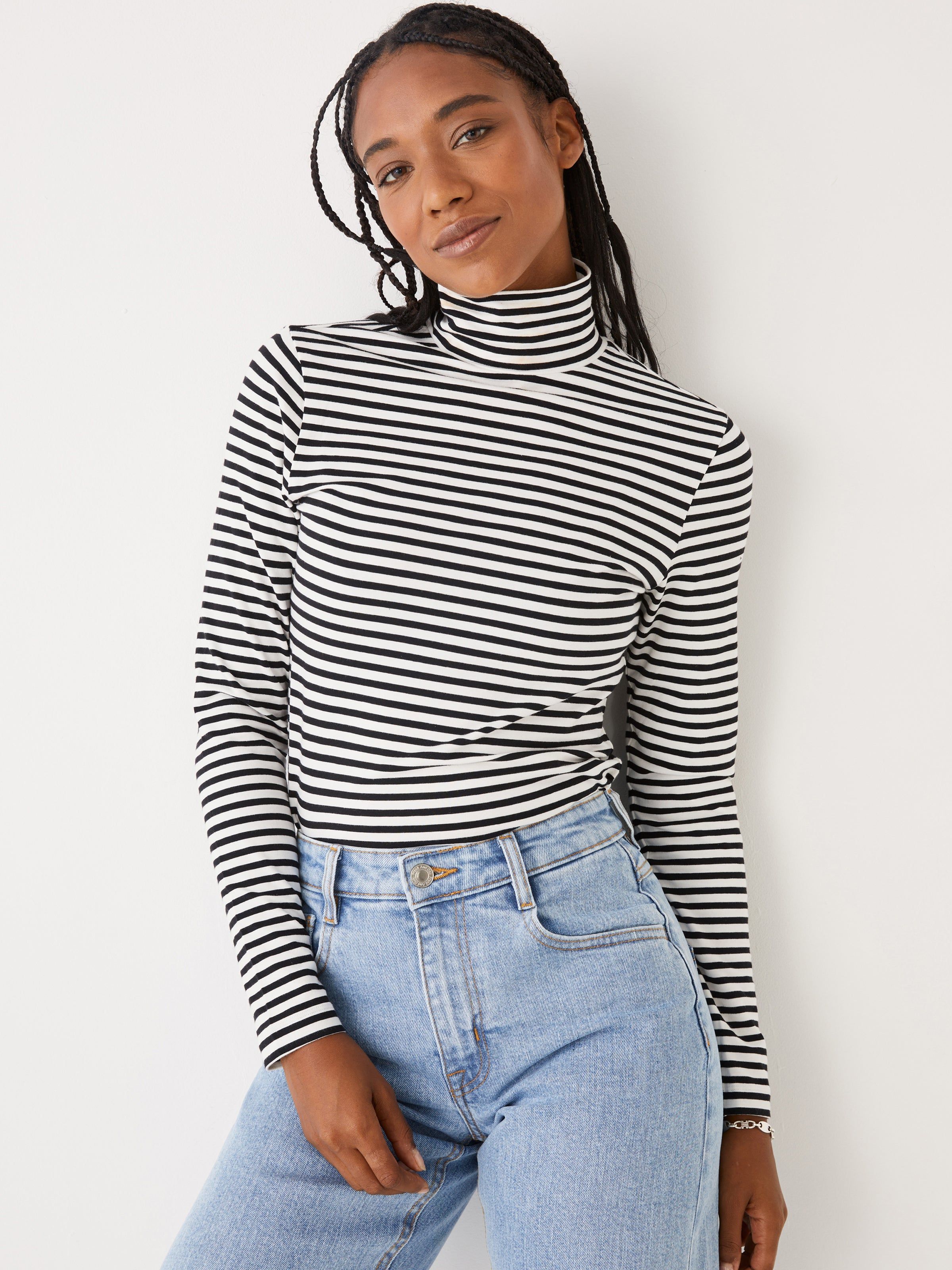 The Long Sleeve Mockneck in White sold by Frank & Oak product image thumbnail 3