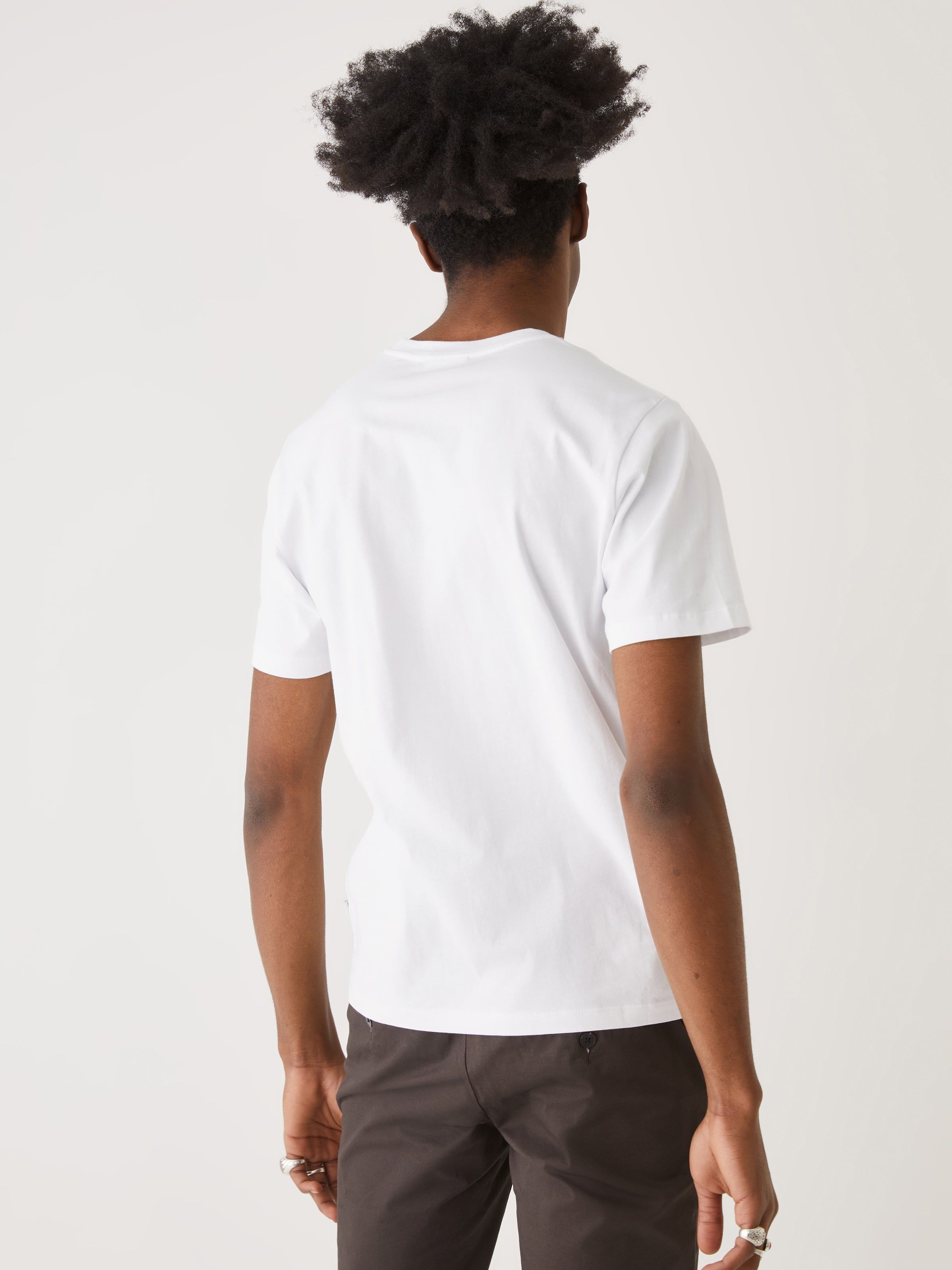 The Slim V-Neck T-Shirt in Bright White sold by Frank & Oak product image thumbnail 4