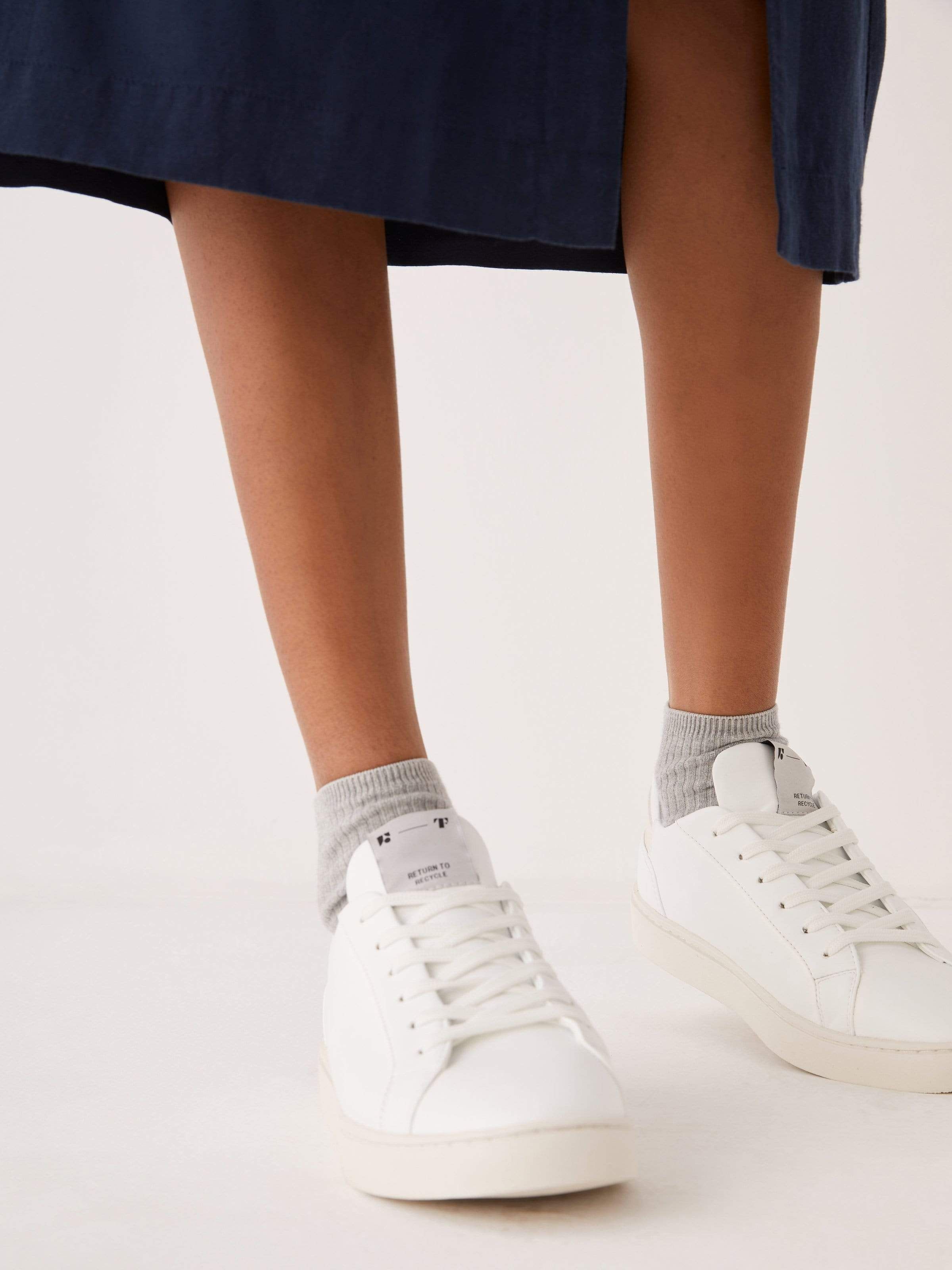 The Thousand Fell x Frank And Oak Sneaker in Off White sold by Frank & Oak product image thumbnail 7