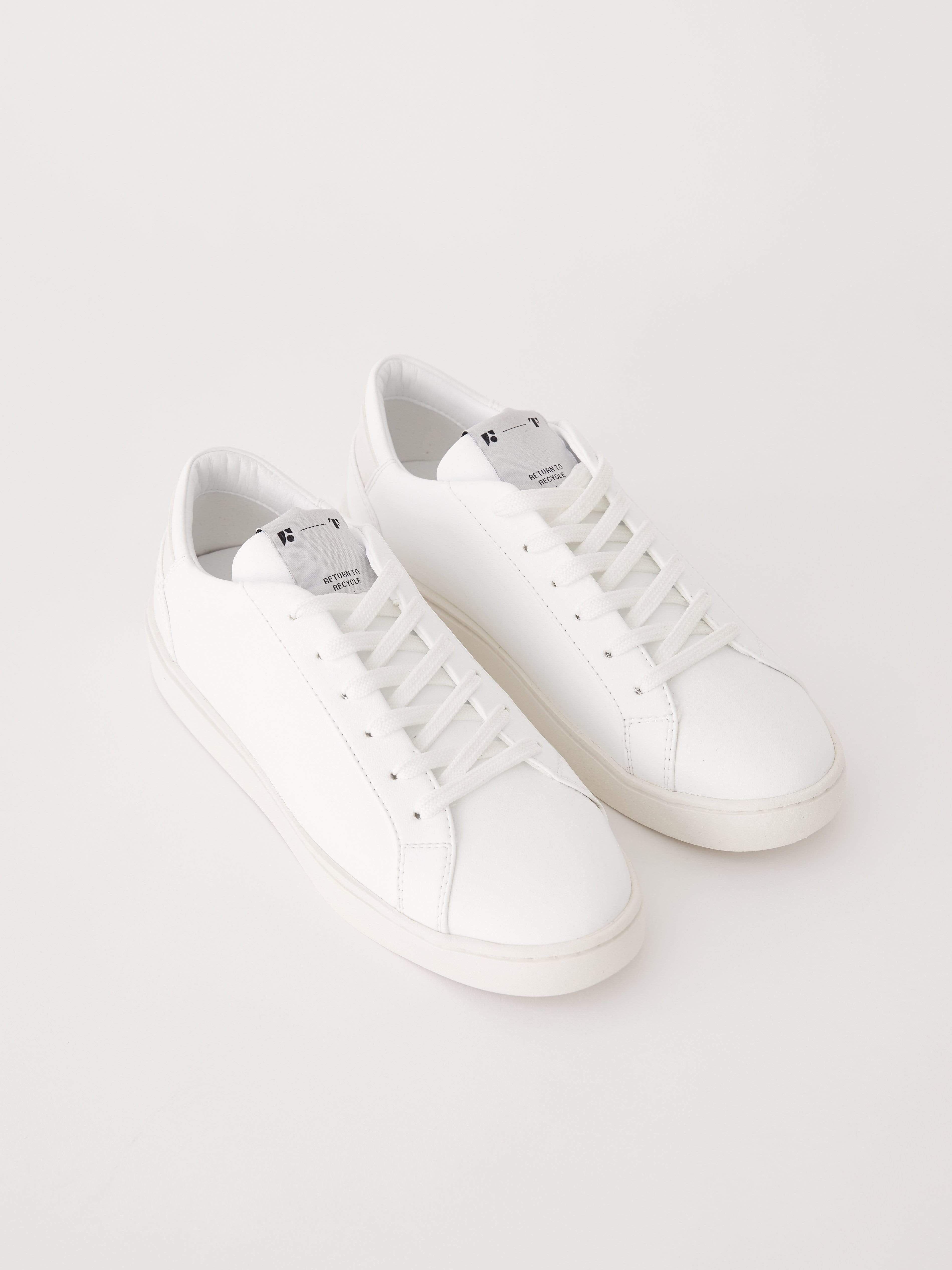 The Thousand Fell x Frank And Oak Sneaker in Off White sold by Frank & Oak product image thumbnail 2