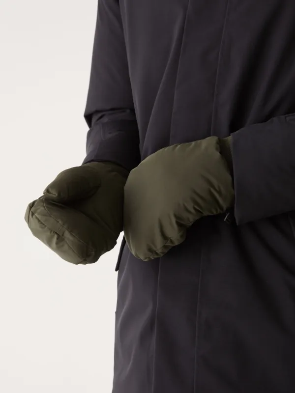 The Puffer Mittens in Rosin sold by Frank & Oak