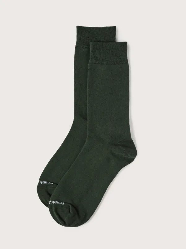 The Calf-Length Socks in Pine Grove sold by Frank & Oak